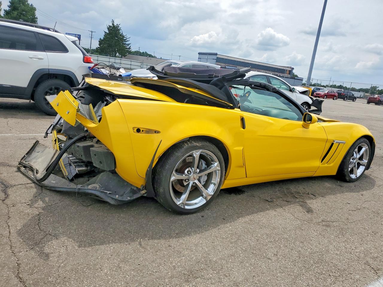 2011 Chevrolet Corvette Grand Sport Yellow vin: 1G1YW3DW5B5111532