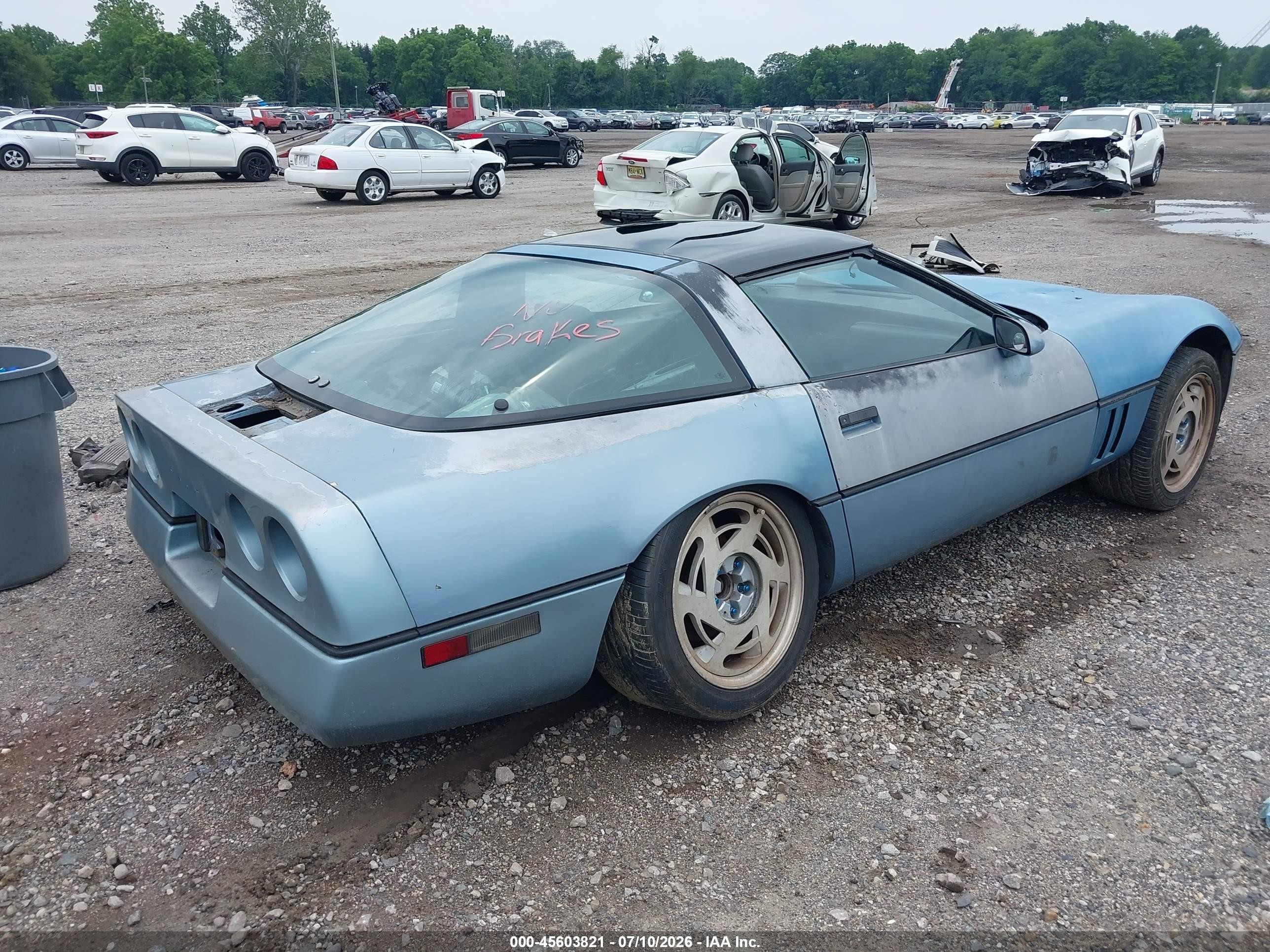 1985 Chevrolet Corvette   Blue vin: 1G1YY0782F5100547