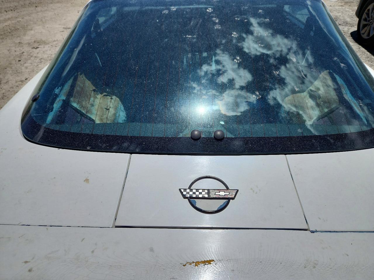 1985 Chevrolet Corvette Two Tone vin: 1G1YY0782F5133192