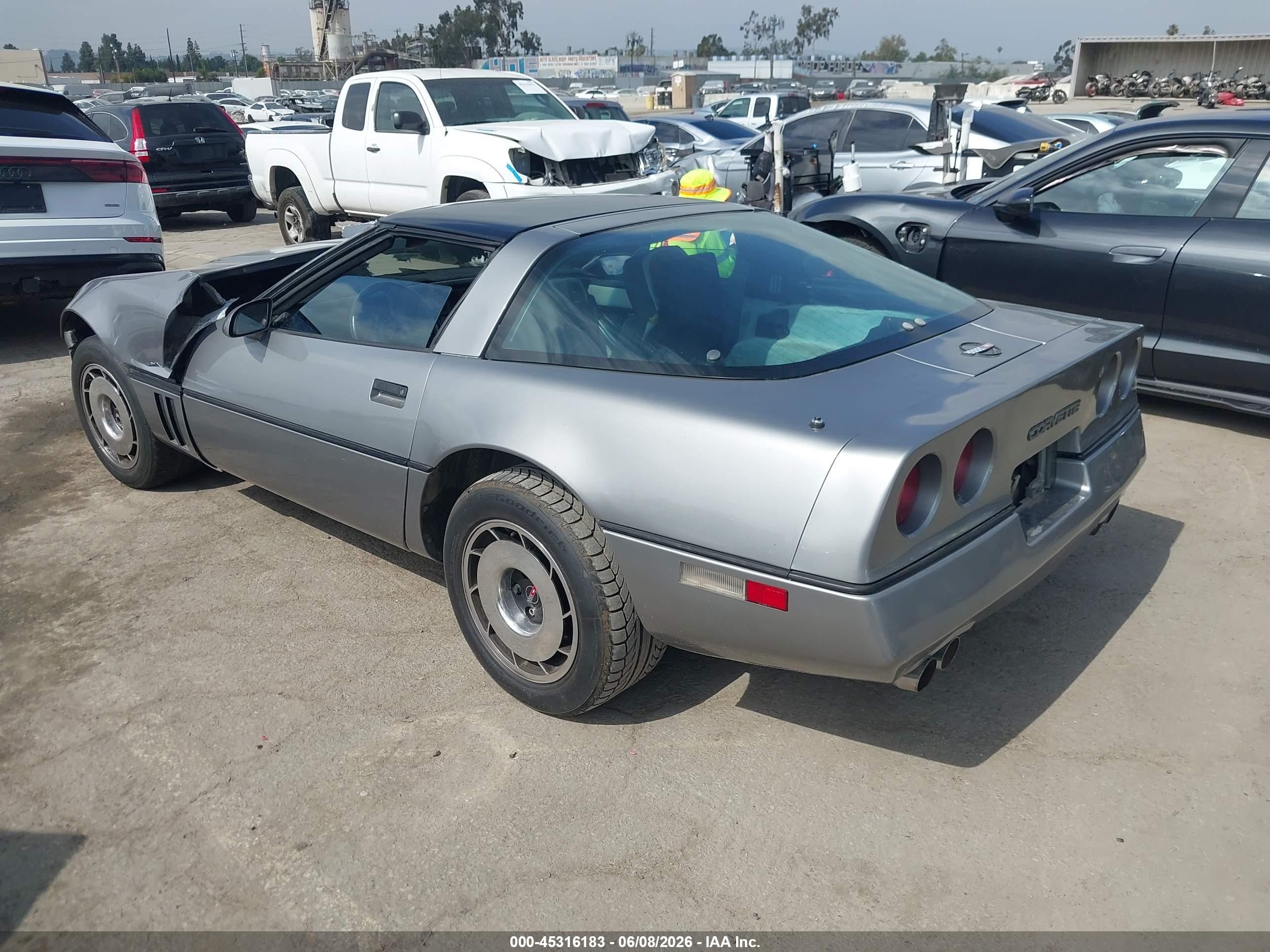 1985 Chevrolet Corvette   Gray vin: 1G1YY0783F5113968