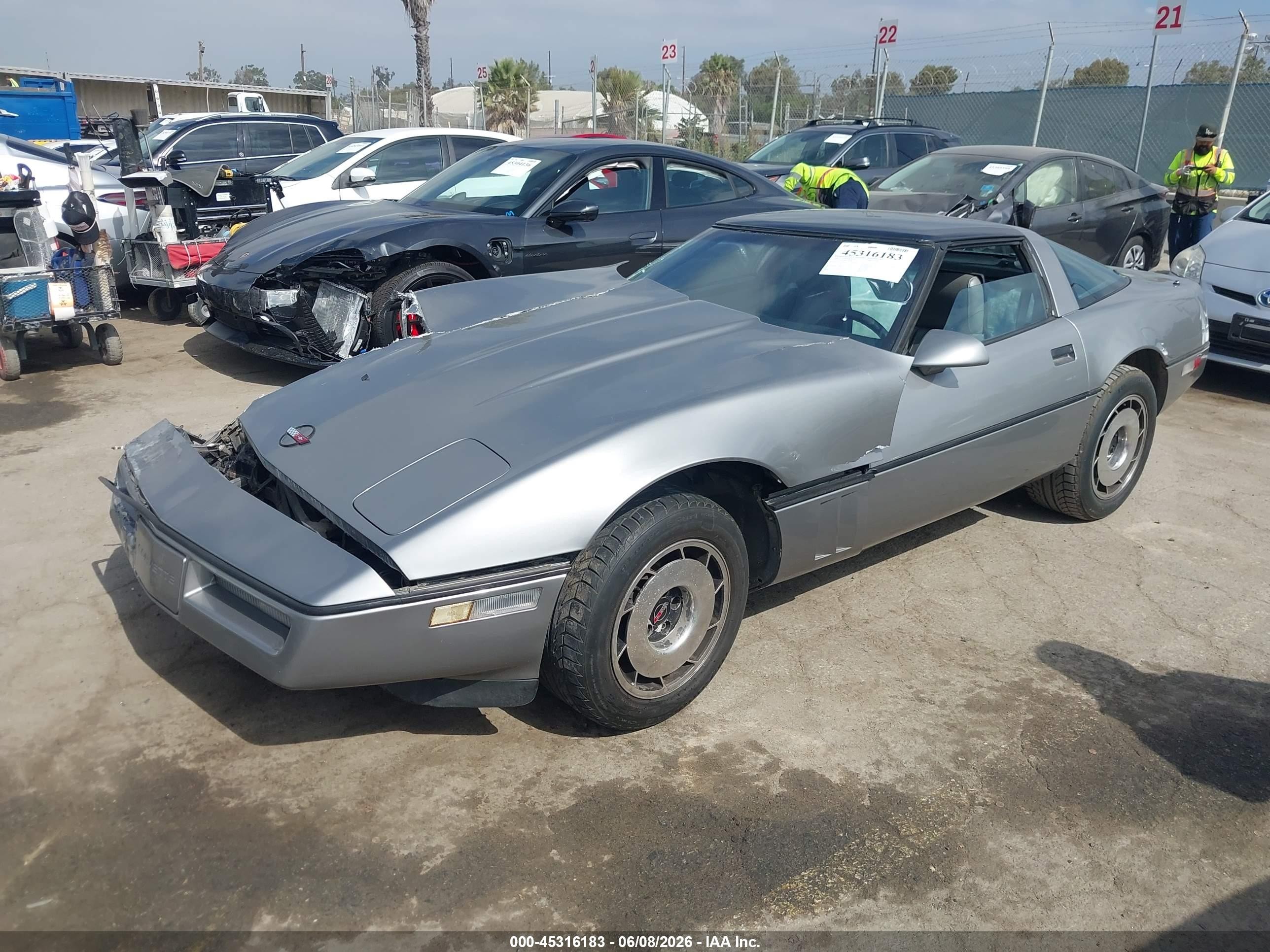 1985 Chevrolet Corvette   Gray vin: 1G1YY0783F5113968