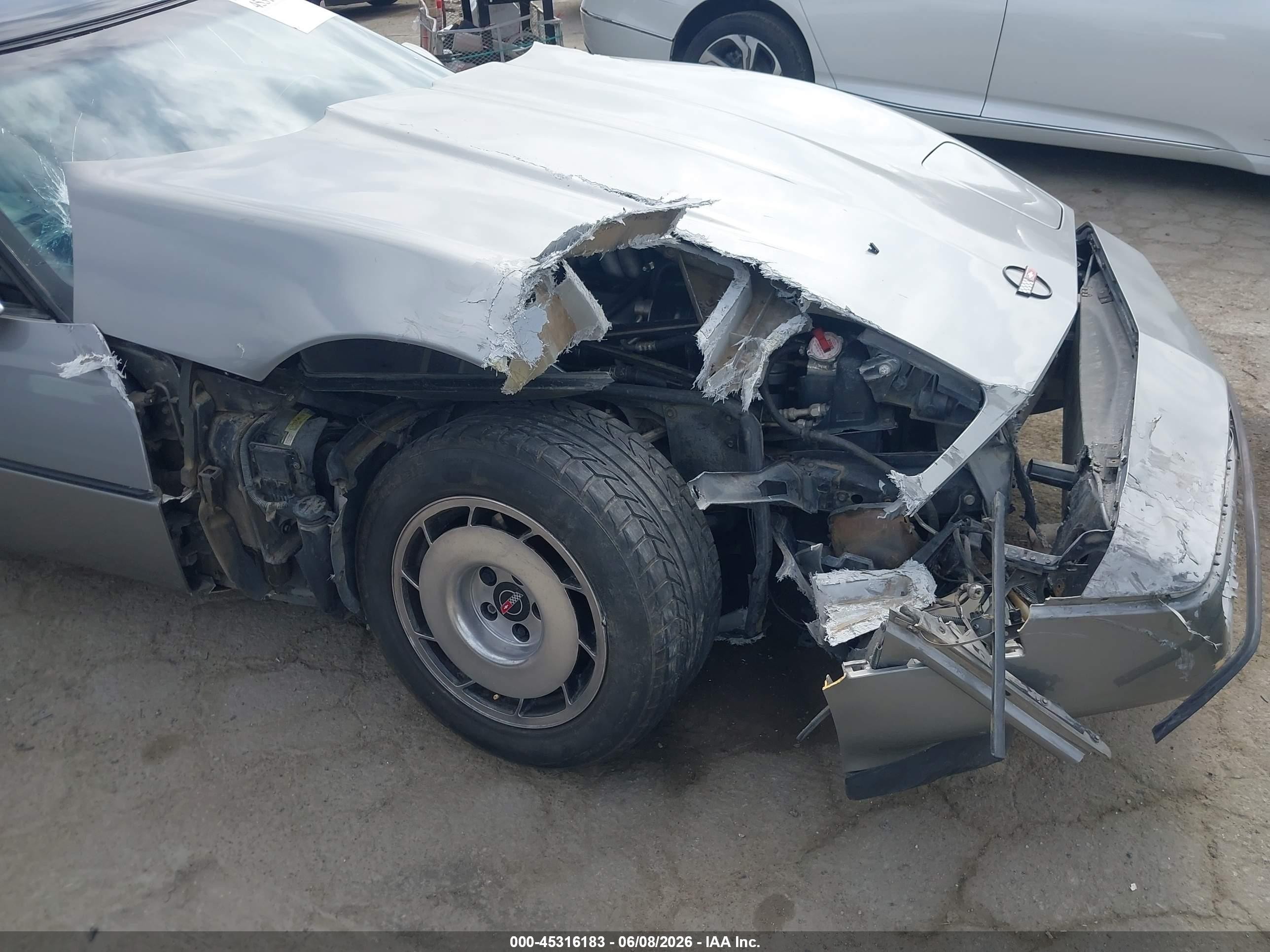 1985 Chevrolet Corvette   Gray vin: 1G1YY0783F5113968