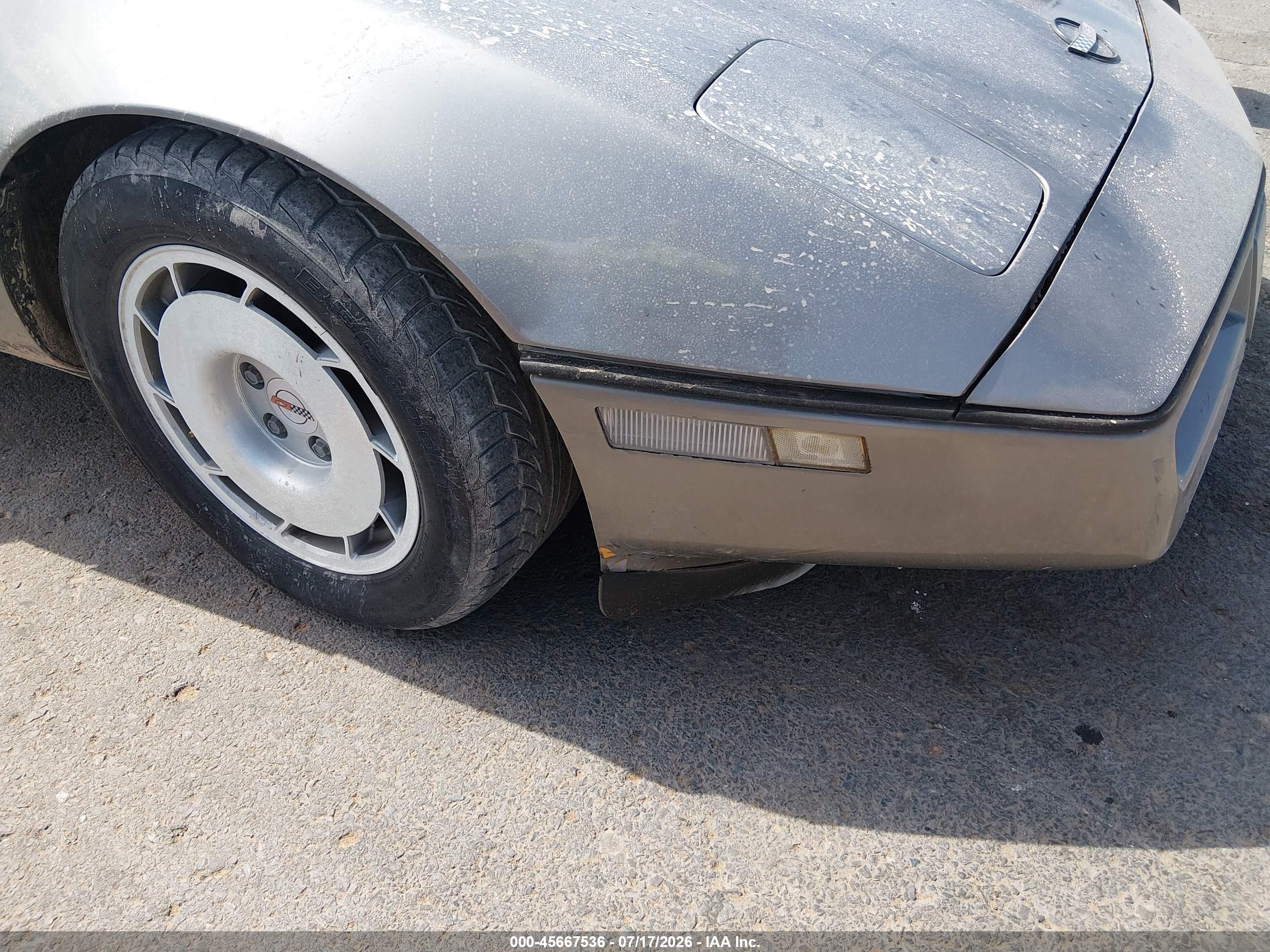 1986 Chevrolet Corvette   Silver vin: 1G1YY0784G5117366