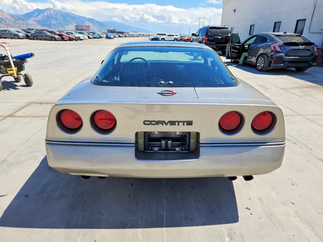 1985 Chevrolet Corvette Gray vin: 1G1YY0787F5112306