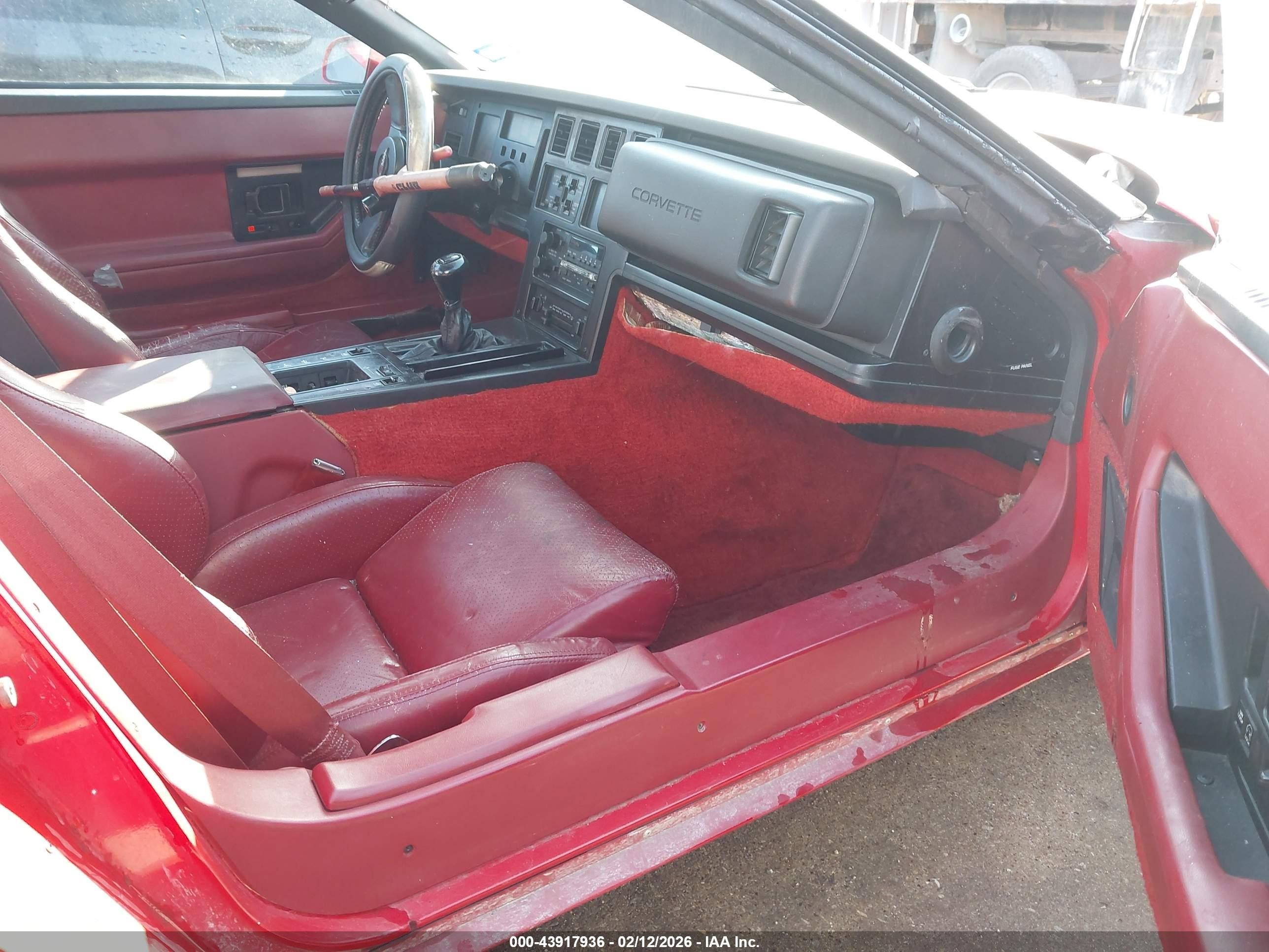 1985 Chevrolet Corvette   Red vin: 1G1YY0787F5126447