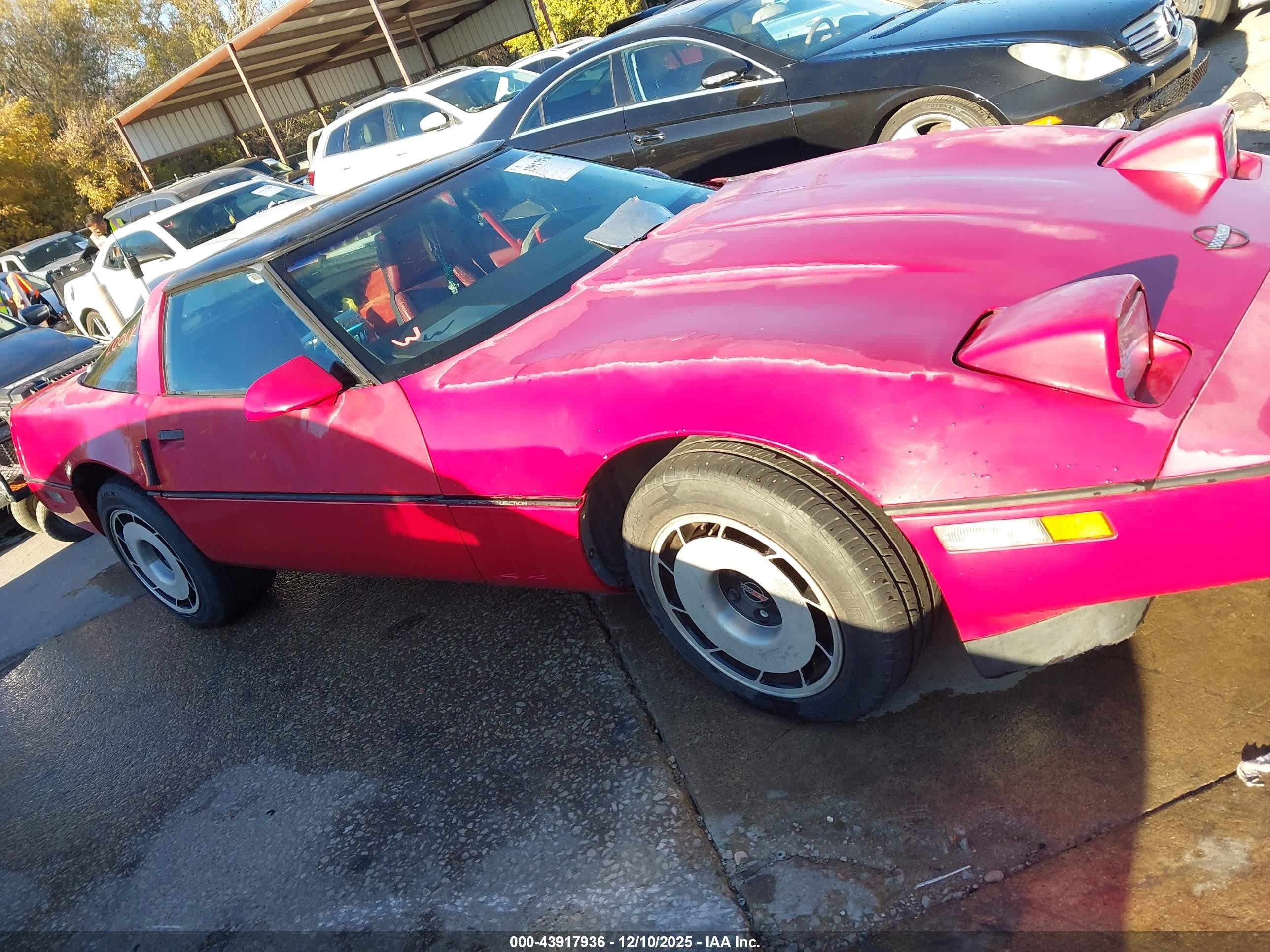 1985 Chevrolet Corvette   Red vin: 1G1YY0787F5126447