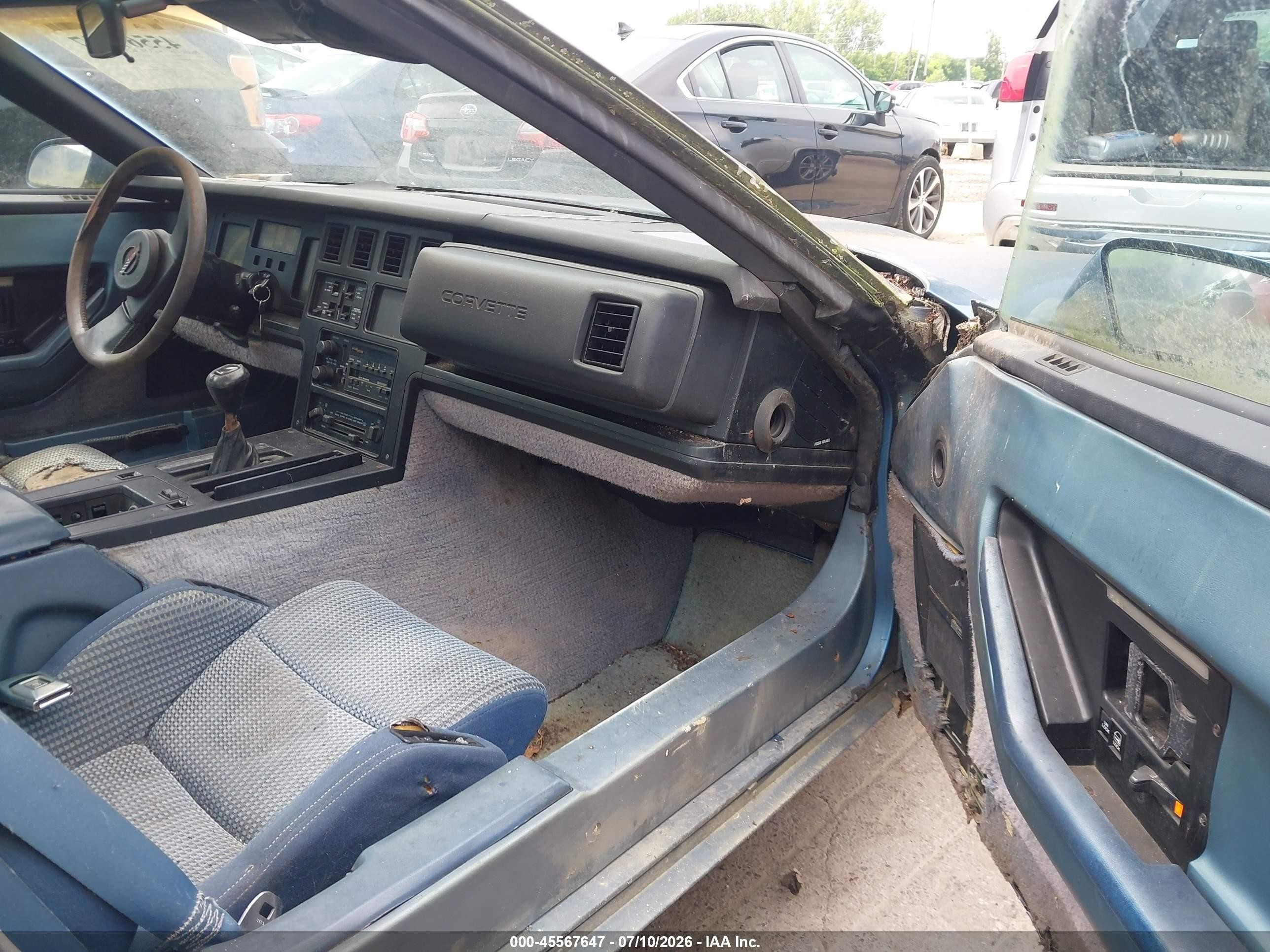 1985 Chevrolet Corvette   Blue vin: 1G1YY0788F5108054