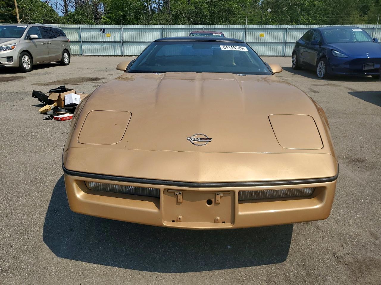 1985 Chevrolet Corvette Желто-коричневый vin: 1G1YY0789F5118138