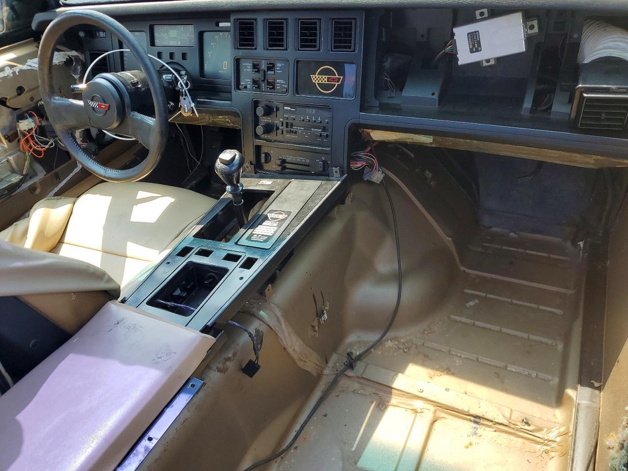 1985 Chevrolet Corvette Желто-коричневый vin: 1G1YY0789F5118138