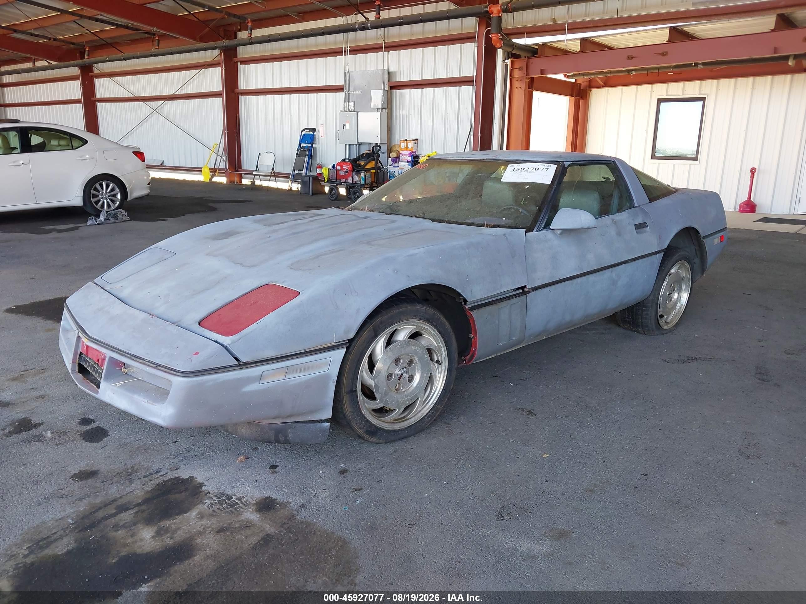 1985 Chevrolet Corvette   Red vin: 1G1YY0789F5132296