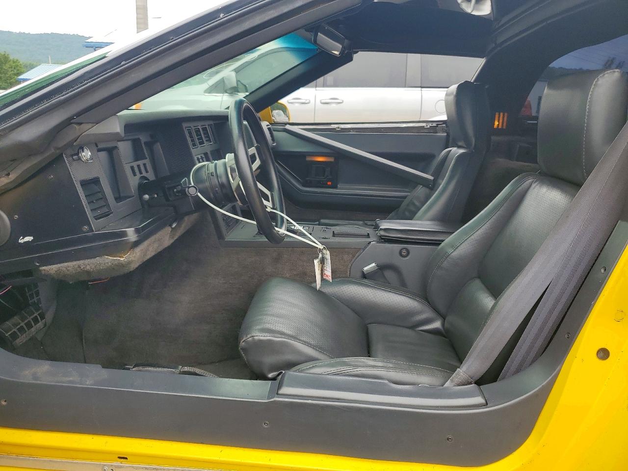 1986 Chevrolet Corvette Yellow vin: 1G1YY0789G5105049
