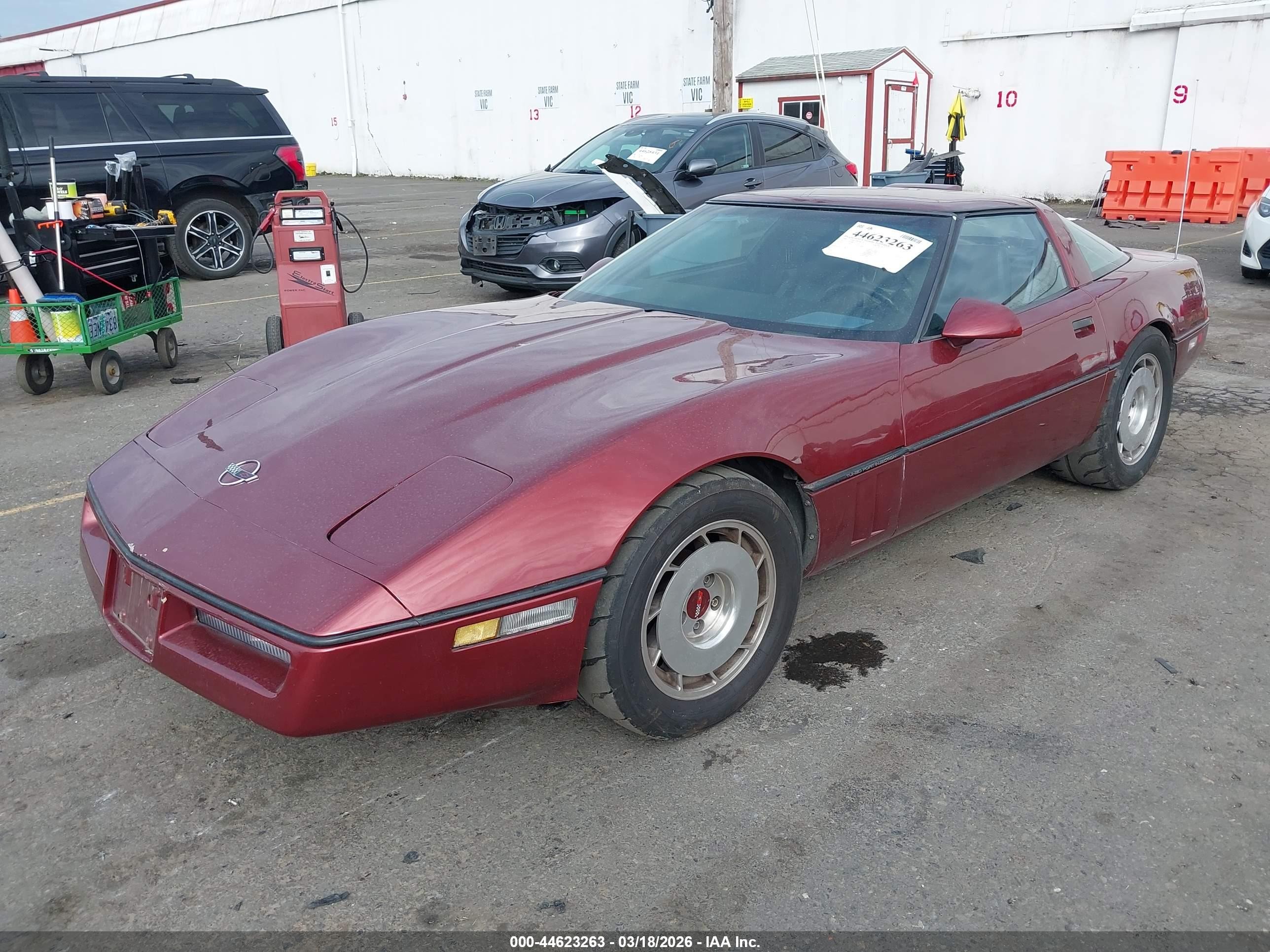 1986 Chevrolet Corvette   Burgundy vin: 1G1YY0789G5117153
