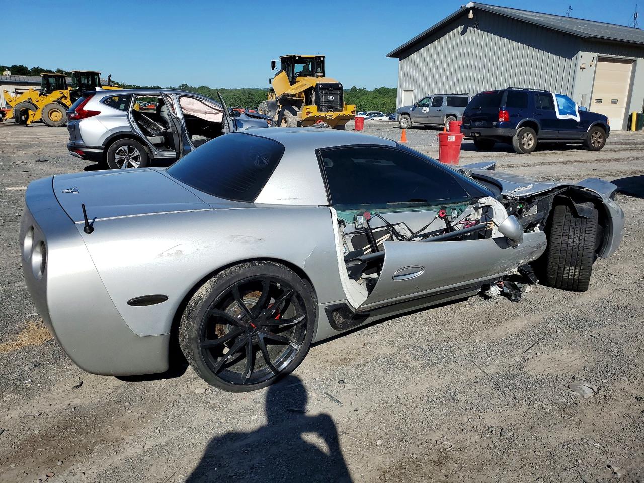 2003 Chevrolet Corvette Z06 Silver vin: 1G1YY12S135114850