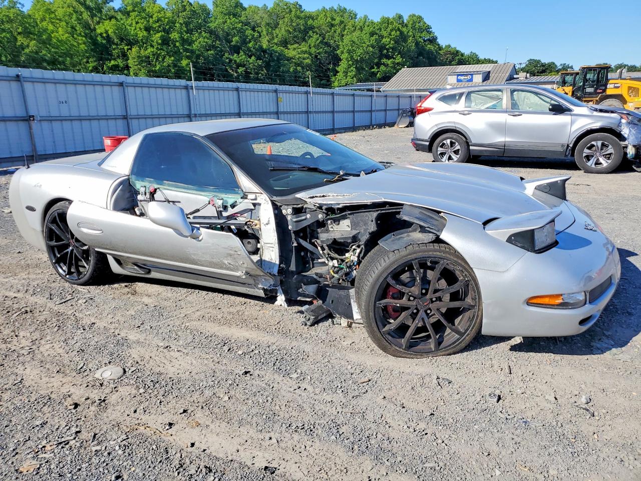 2003 Chevrolet Corvette Z06 Silver vin: 1G1YY12S135114850