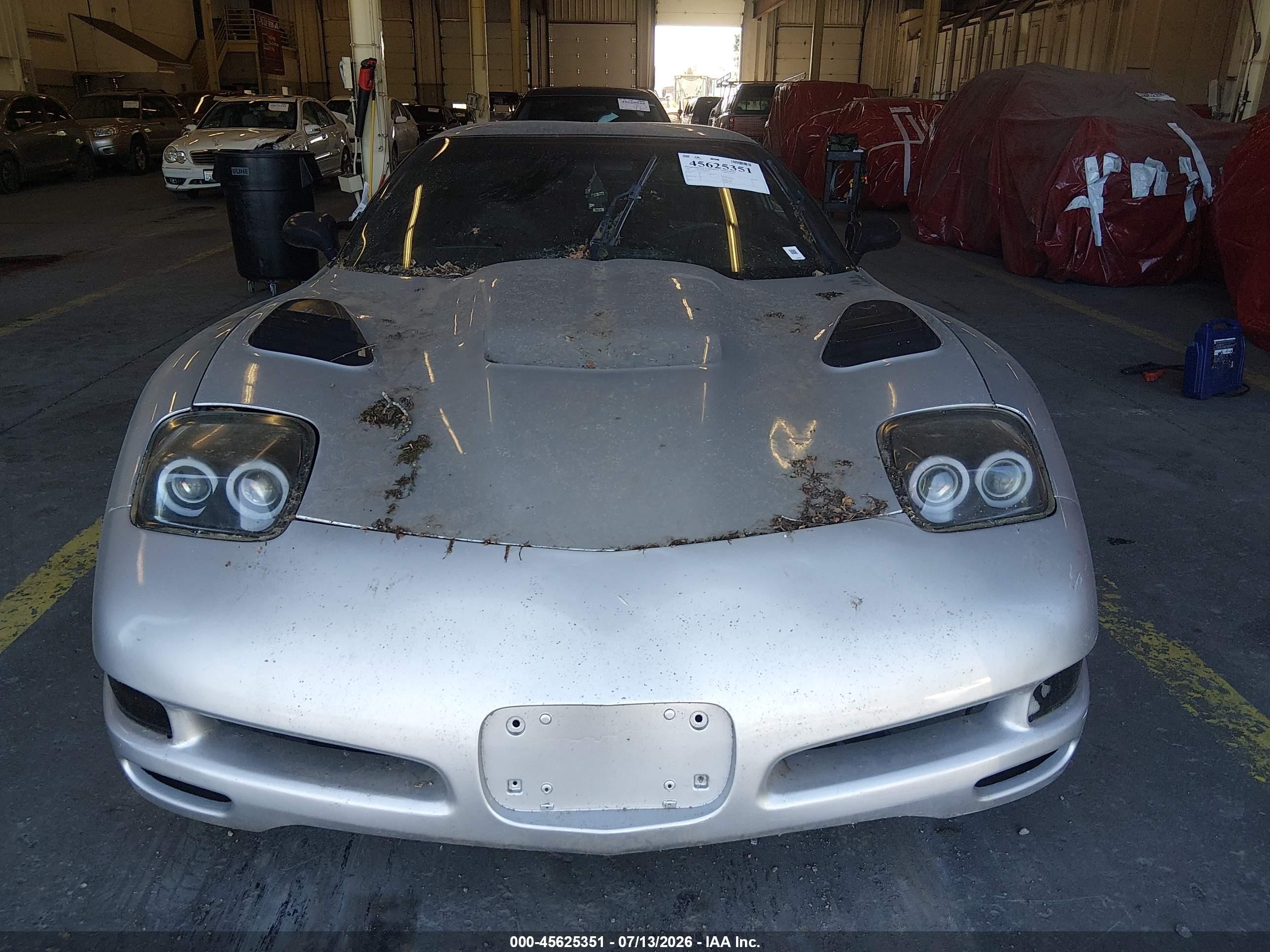 2001 Chevrolet Corvette Z06 Hardtop Silver vin: 1G1YY12S215126177
