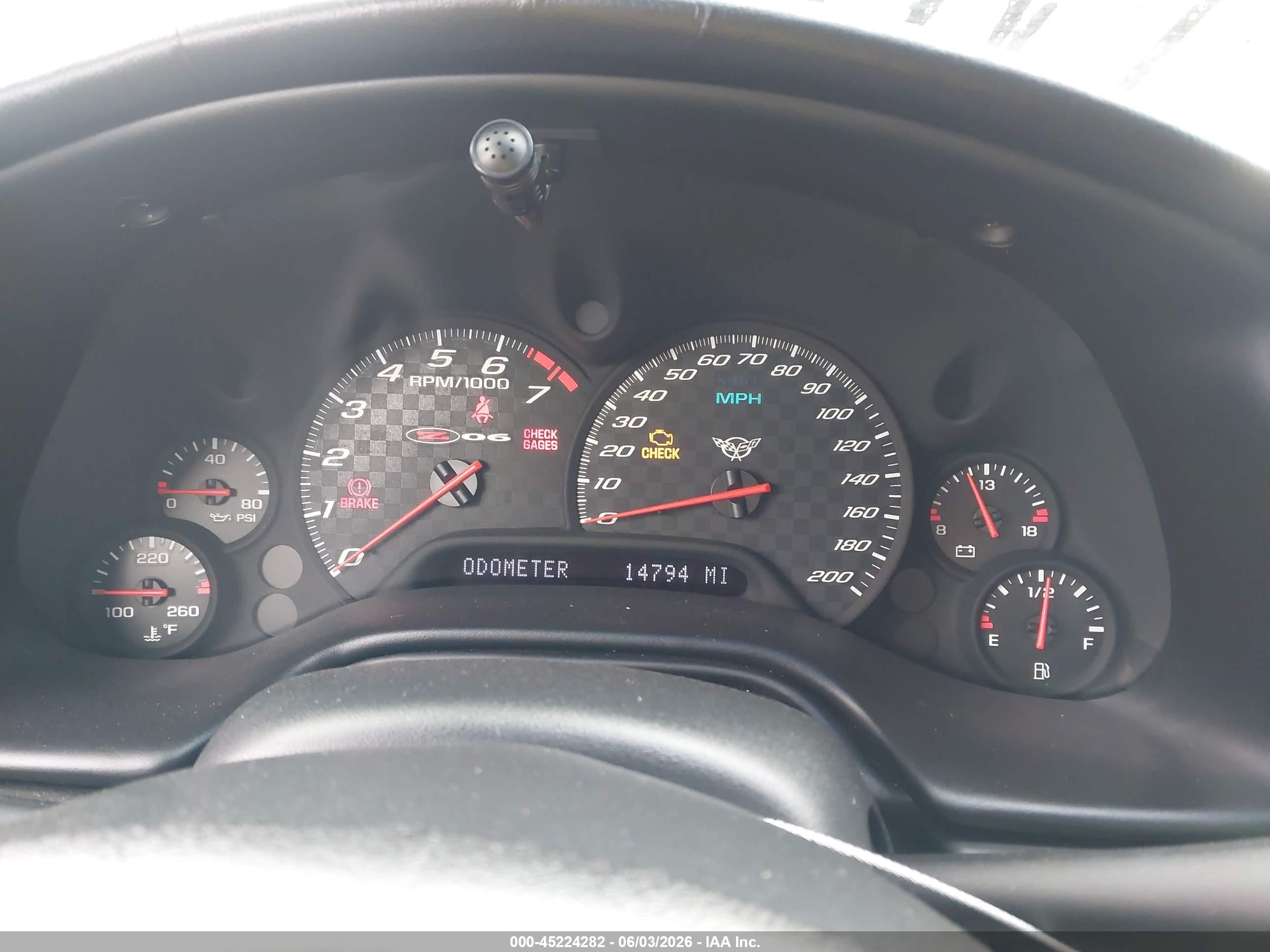 2004 Chevrolet Corvette Z06 Hardtop Red vin: 1G1YY12S245111845