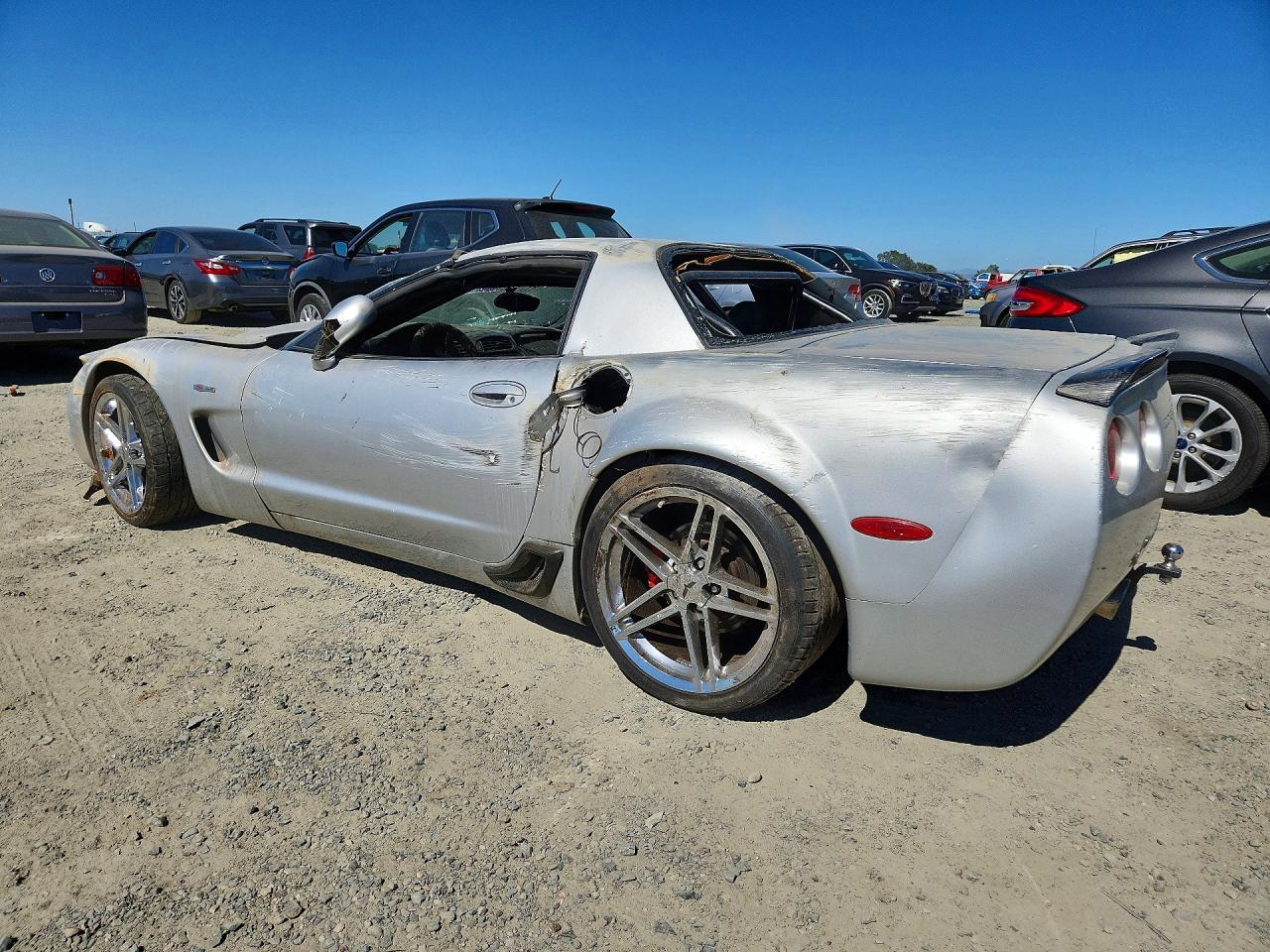 2002 Chevrolet Corvette Z06 Silver vin: 1G1YY12S425120124