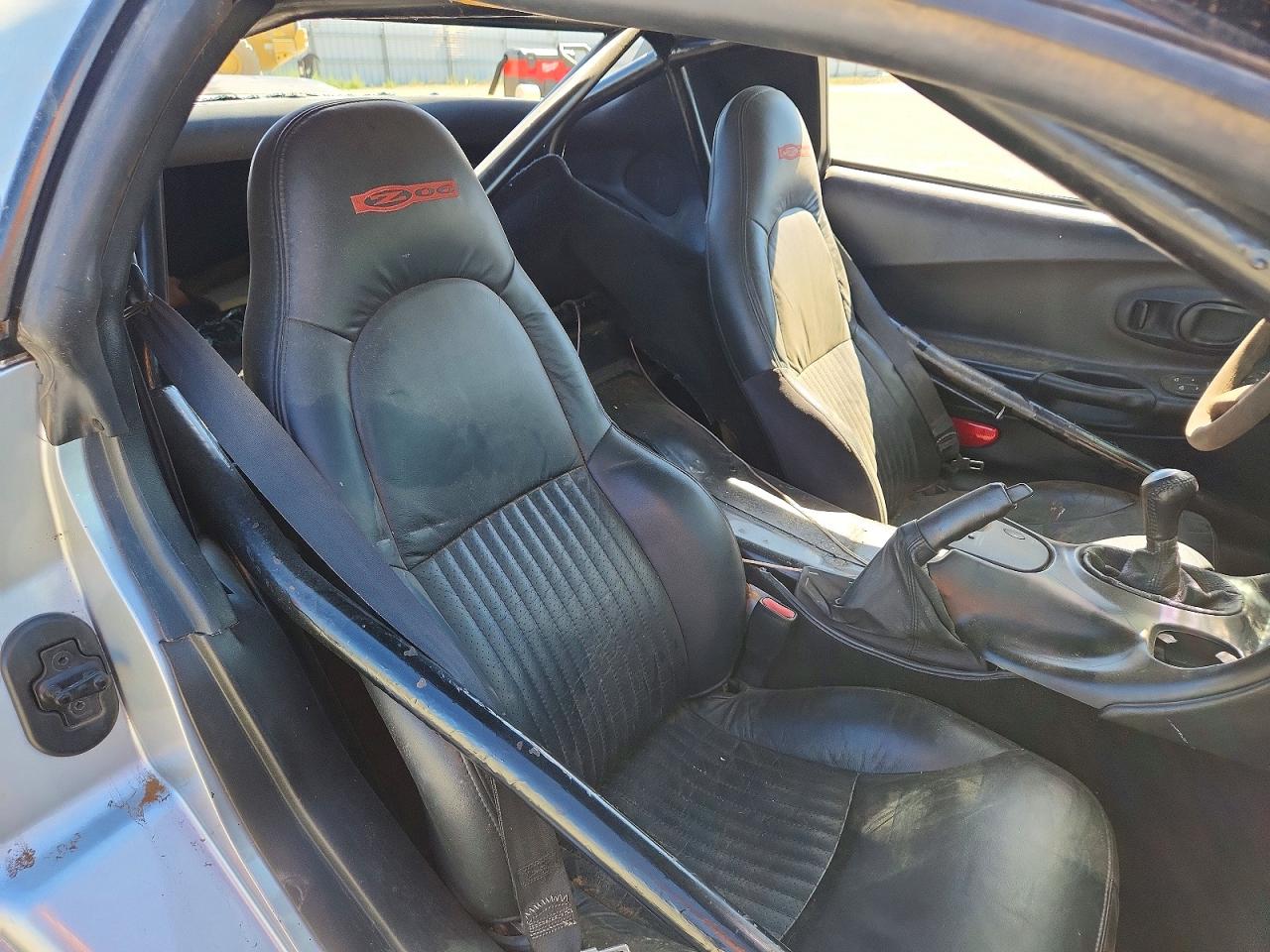 2002 Chevrolet Corvette Z06 Silver vin: 1G1YY12S425120124