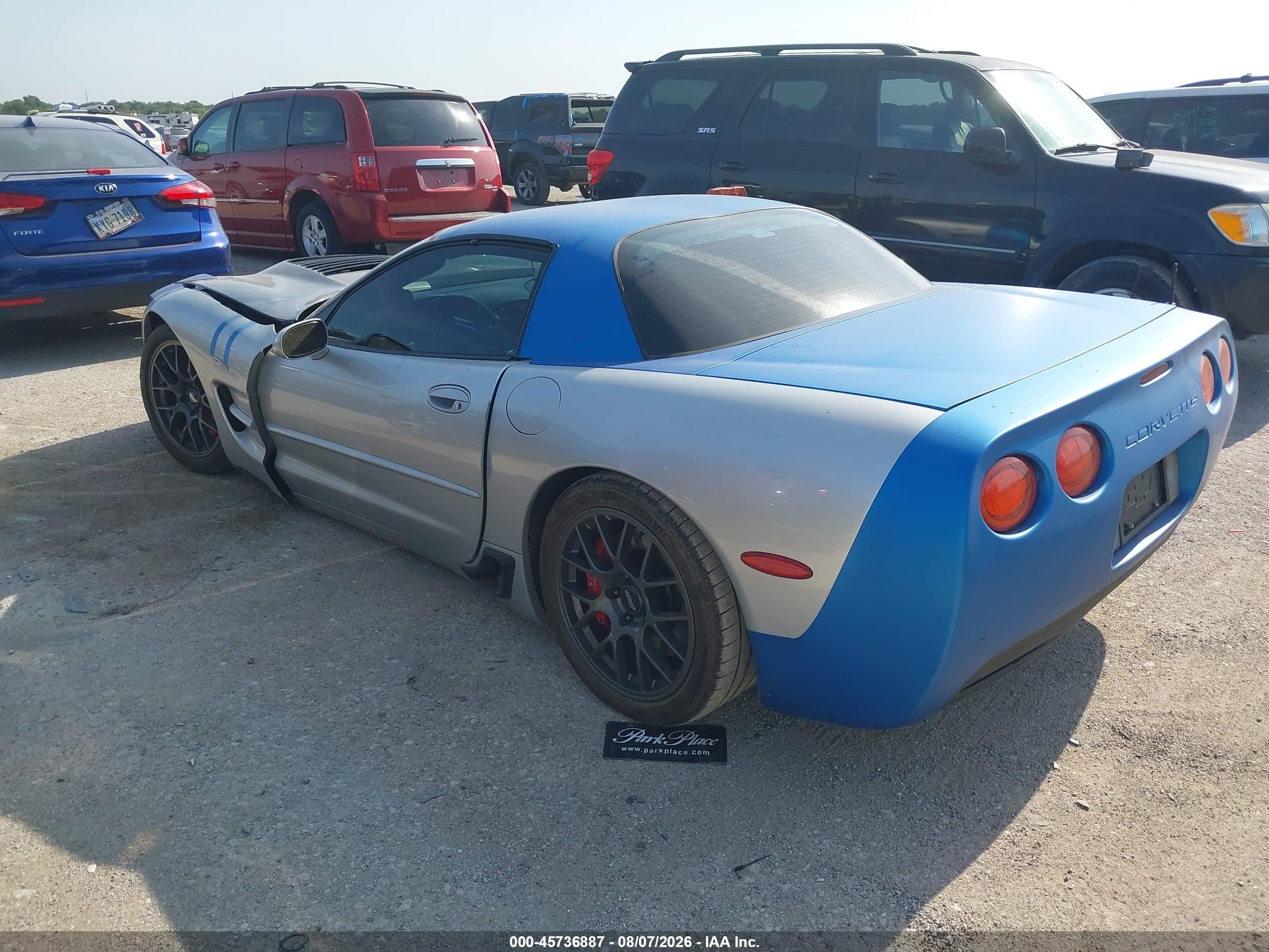 2002 Chevrolet Corvette Z06 Silver vin: 1G1YY12S525119659