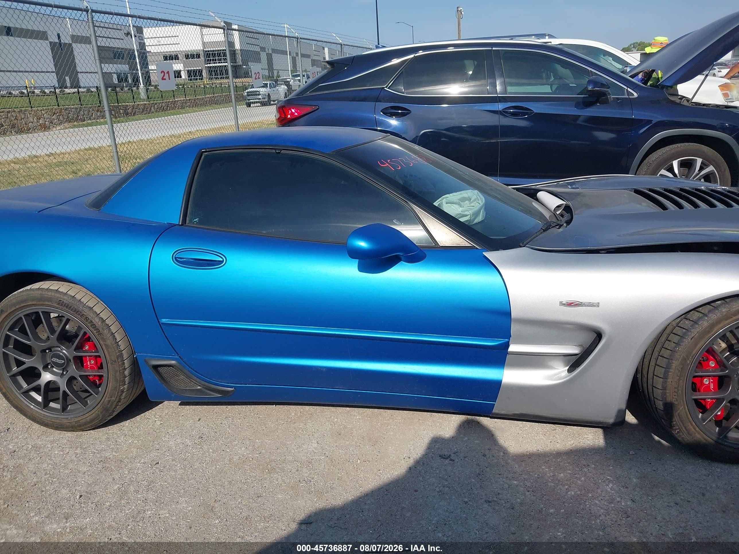 2002 Chevrolet Corvette Z06 Silver vin: 1G1YY12S525119659