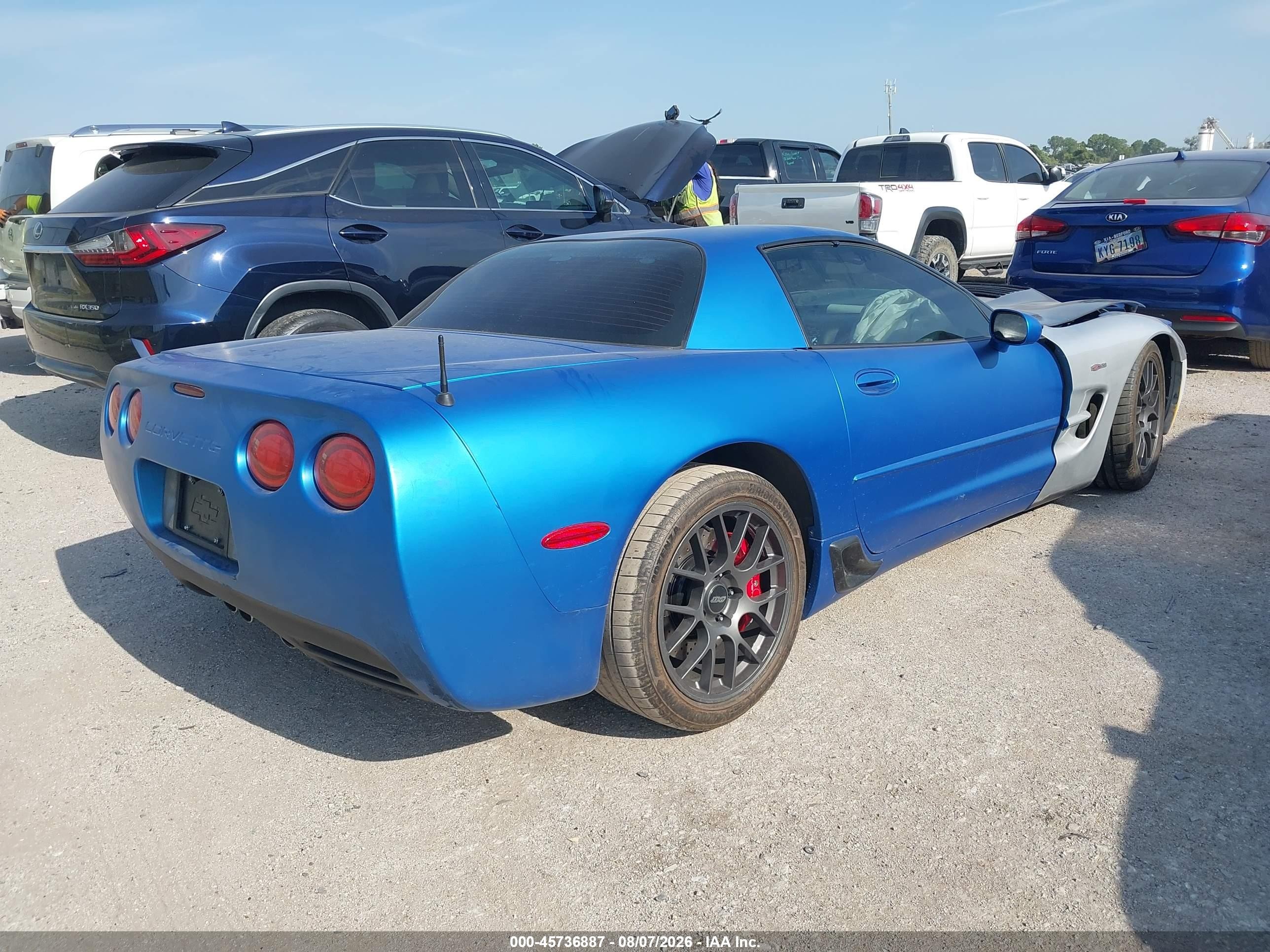 2002 Chevrolet Corvette Z06 Silver vin: 1G1YY12S525119659