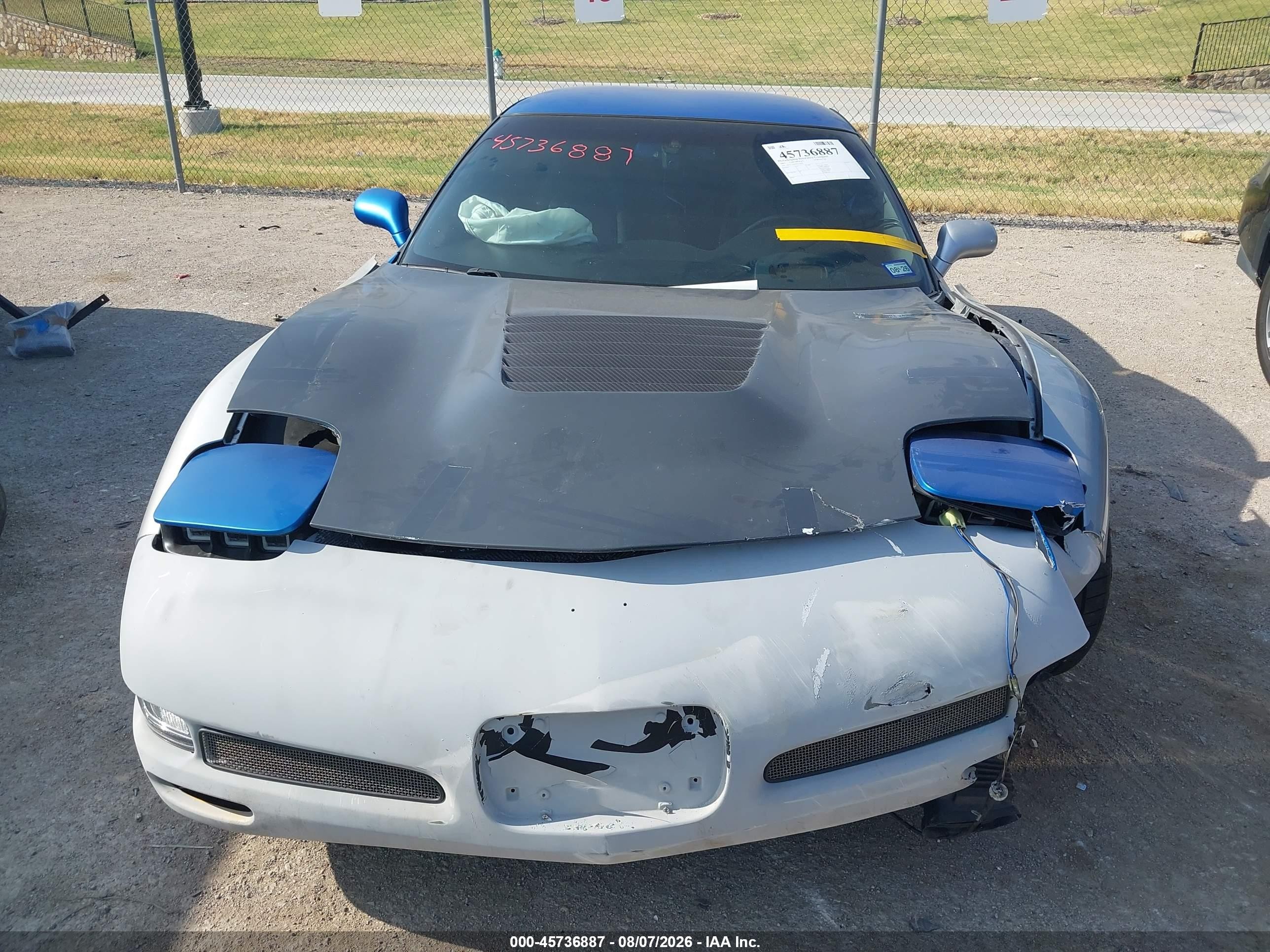 2002 Chevrolet Corvette Z06 Silver vin: 1G1YY12S525119659