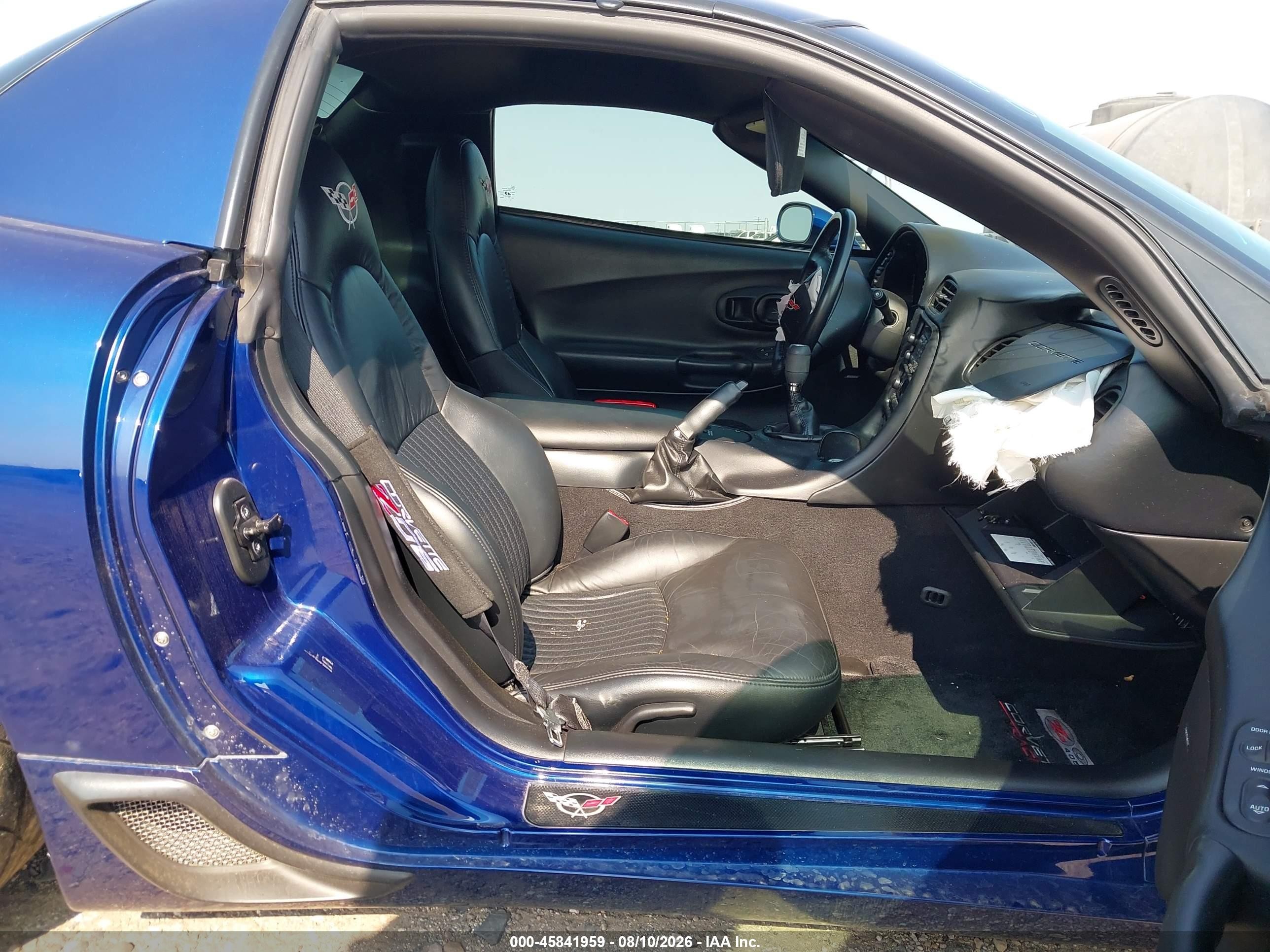 2004 Chevrolet Corvette Z06 Hardtop Blue vin: 1G1YY12S845100607