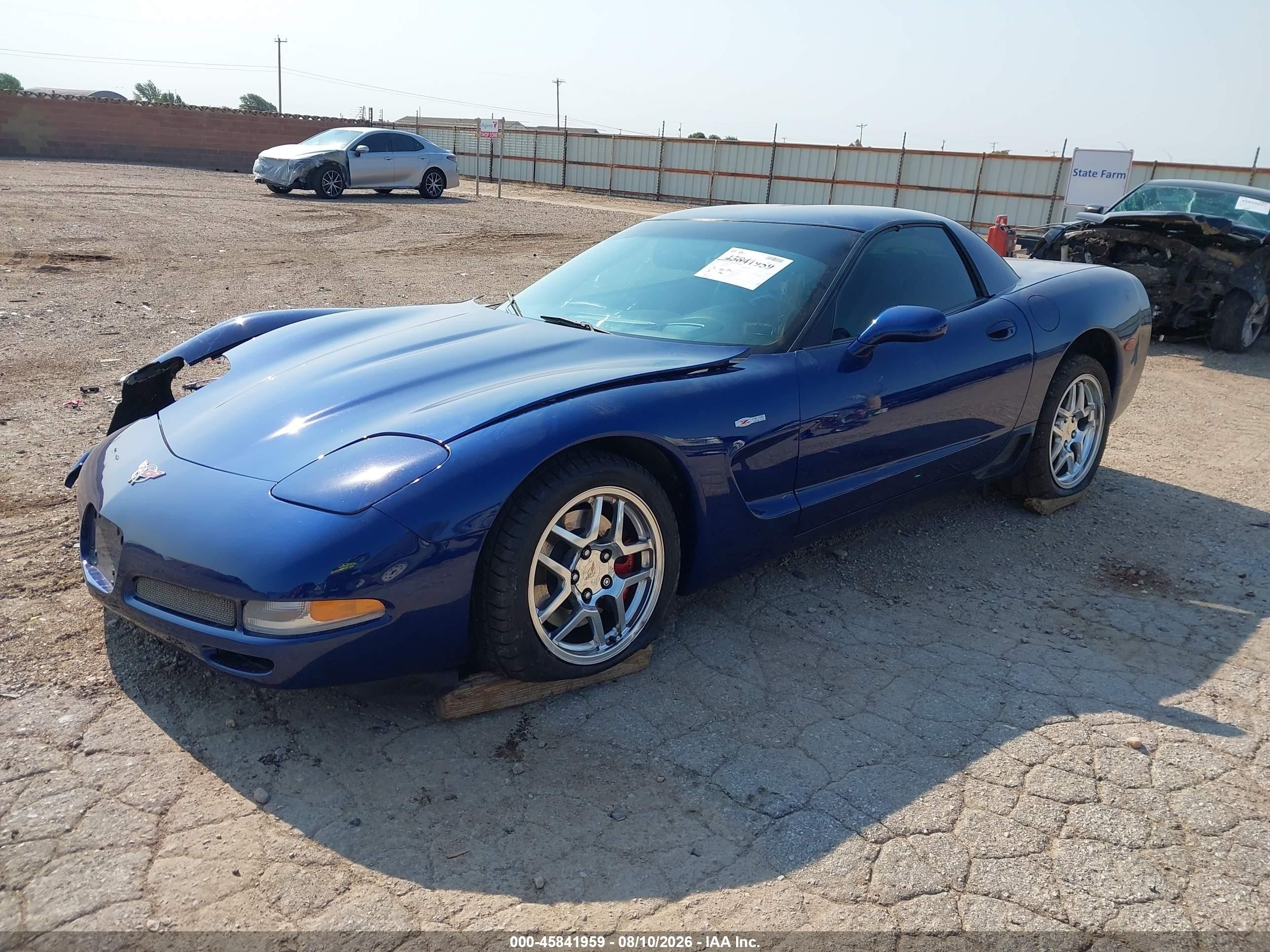 2004 Chevrolet Corvette Z06 Hardtop Blue vin: 1G1YY12S845100607