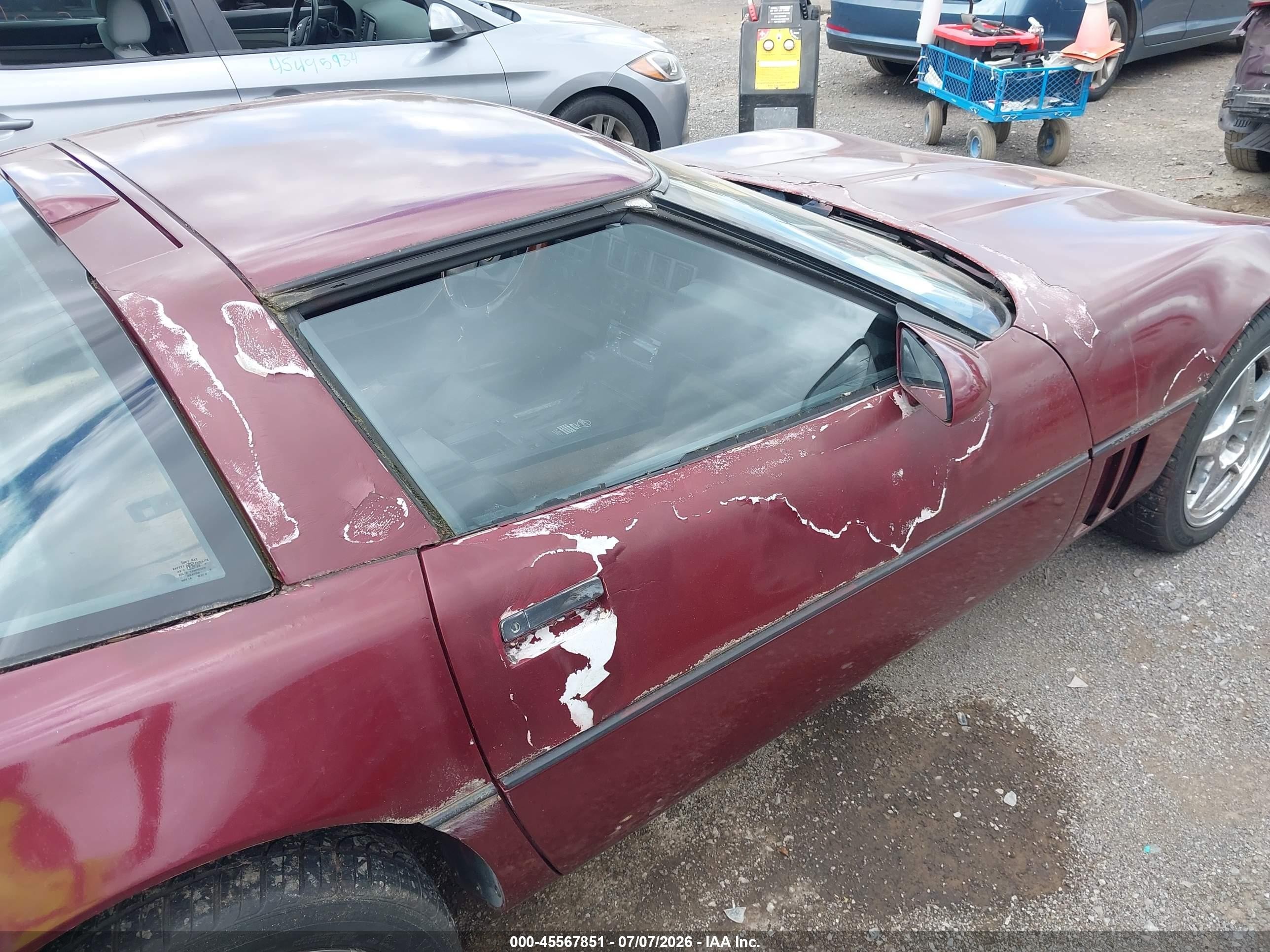 1987 Chevrolet Corvette   Бордовый vin: 1G1YY2182H5122975