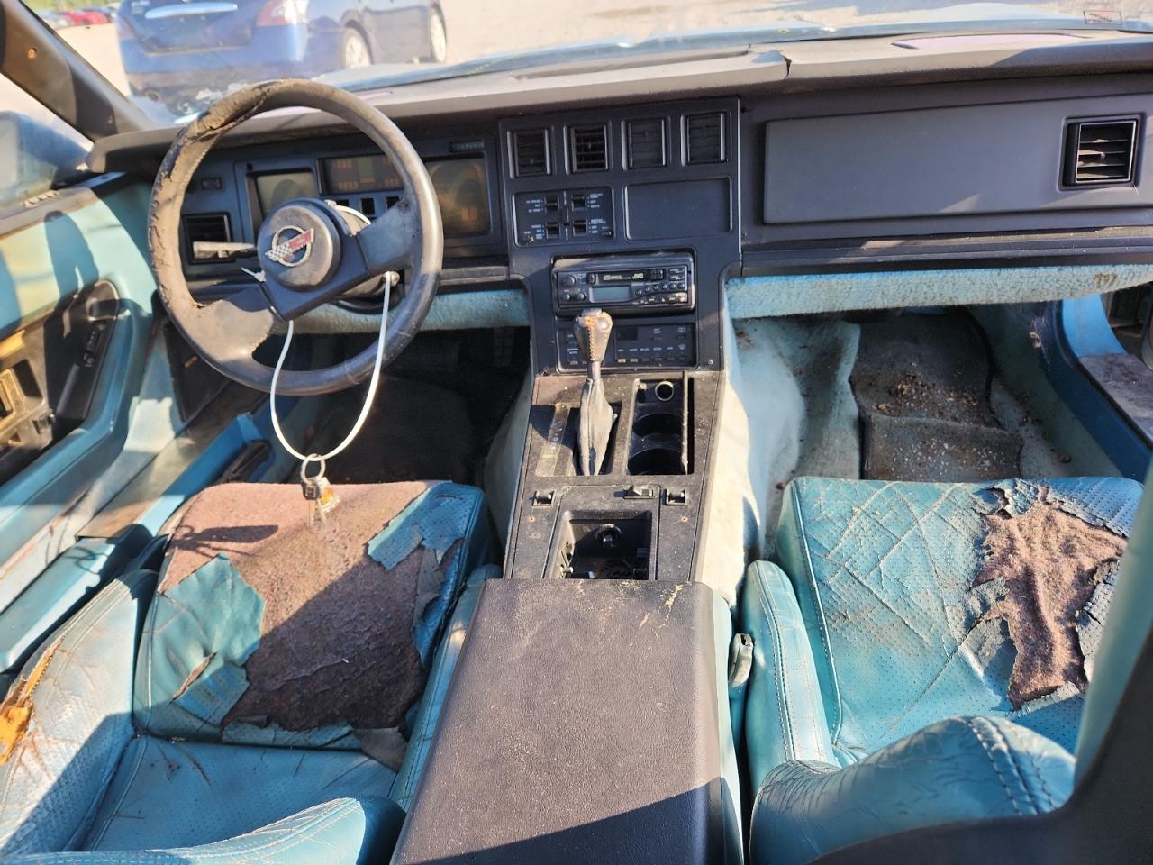 1987 Chevrolet Corvette Blue vin: 1G1YY2182H5130171