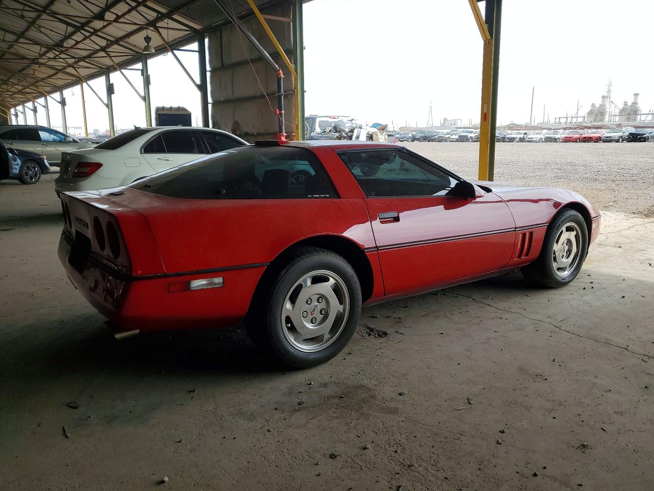 1988 Chevrolet Corvette Red vin: 1G1YY2182J5104580