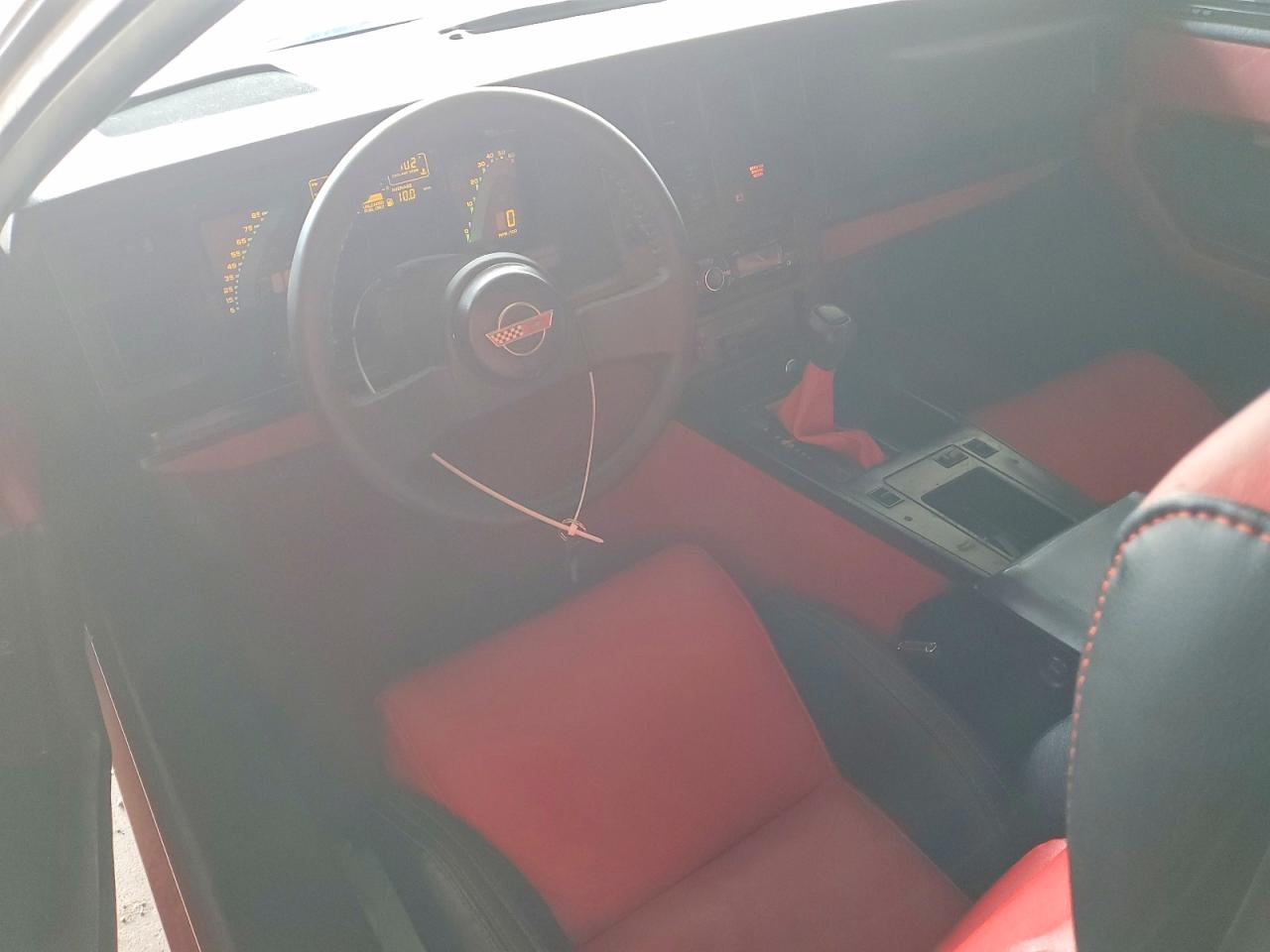 1988 Chevrolet Corvette Red vin: 1G1YY2182J5104580