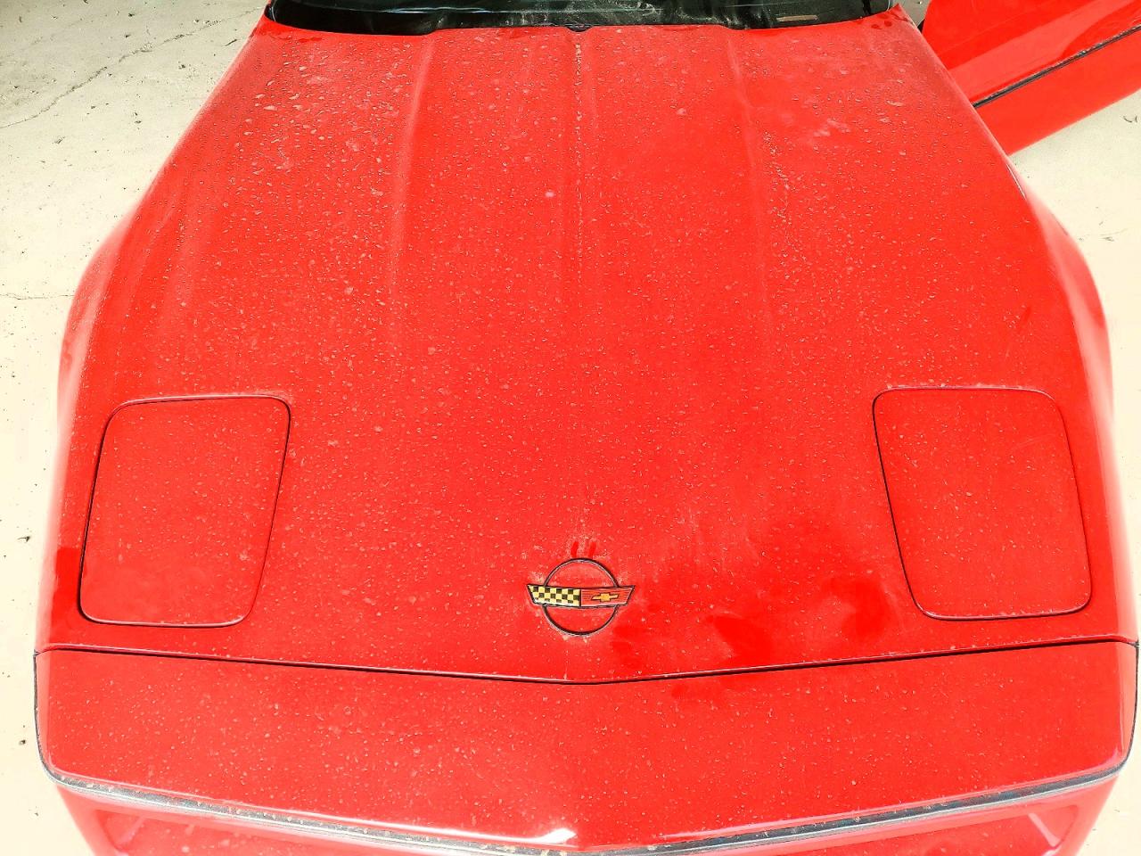 1988 Chevrolet Corvette Red vin: 1G1YY2182J5104580