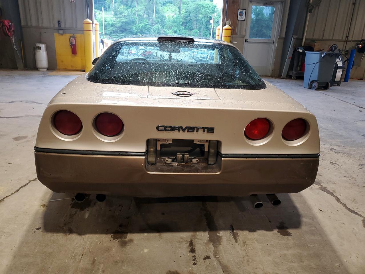 1987 Chevrolet Corvette Gold vin: 1G1YY2185H5100436