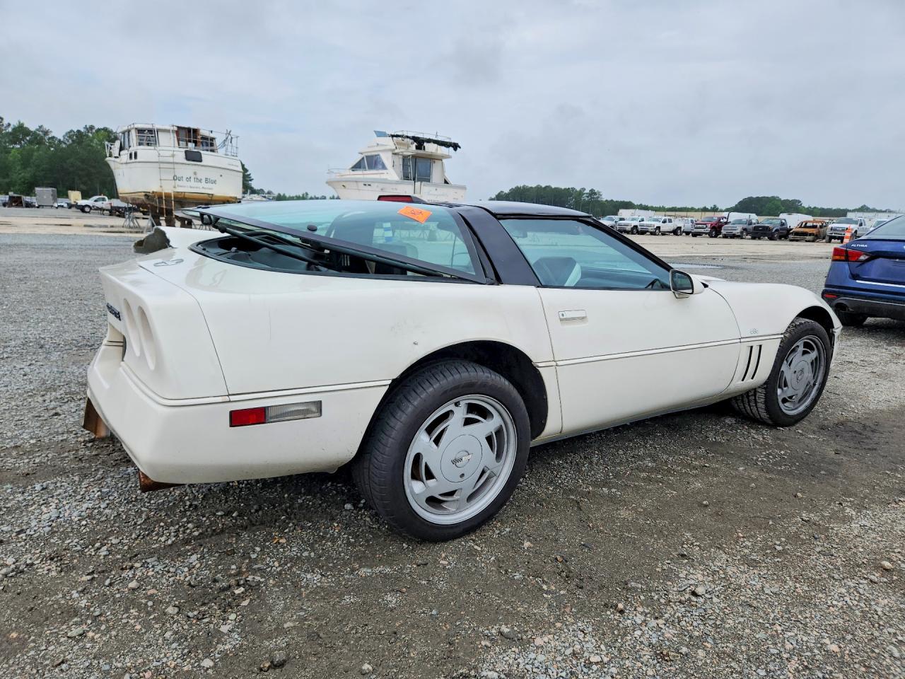 1988 Chevrolet Corvette White vin: 1G1YY2185J5117260