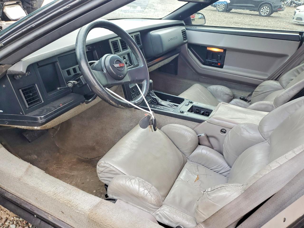 1989 Chevrolet Corvette Gray vin: 1G1YY2185K5100539