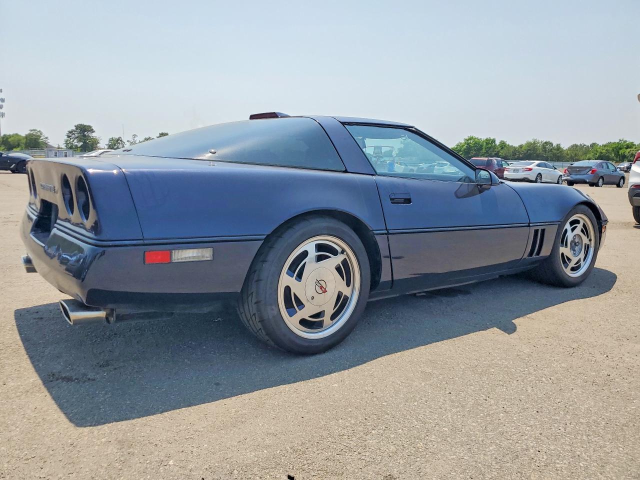 1989 Chevrolet Corvette Blue vin: 1G1YY2185K5103344