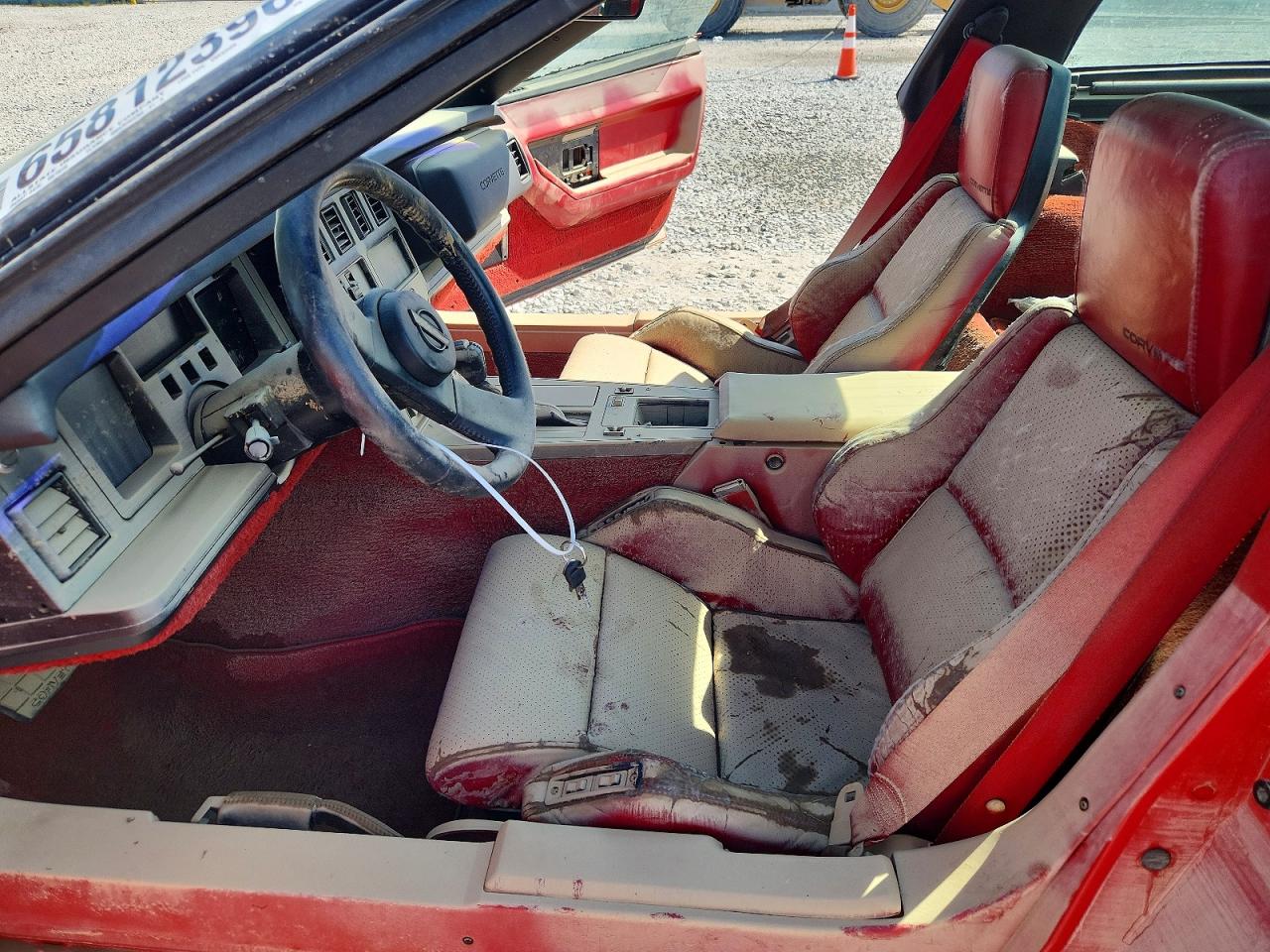 1987 Chevrolet Corvette Красный vin: 1G1YY2186H5126690