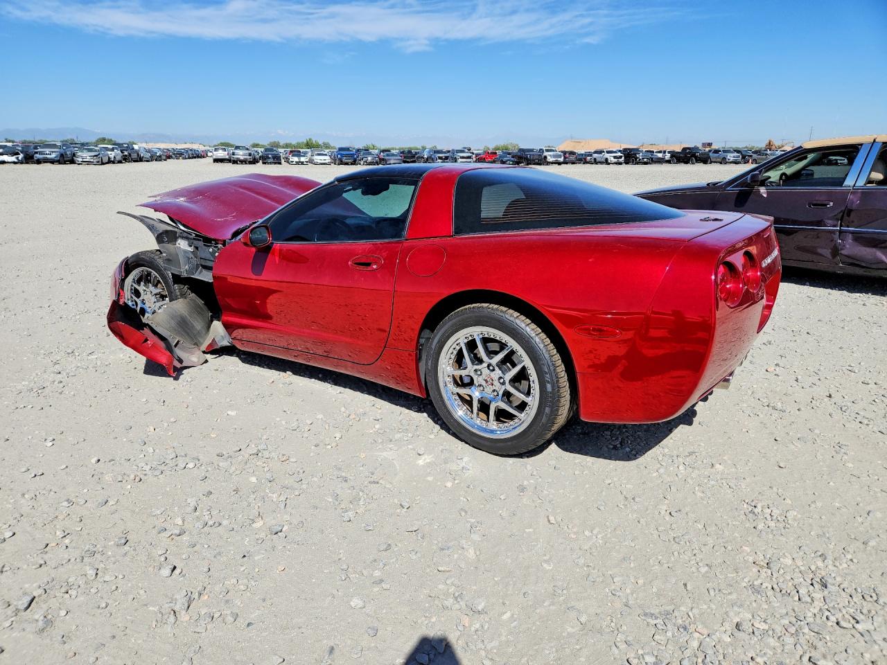 2001 Chevrolet Corvette Red vin: 1G1YY22G015132870