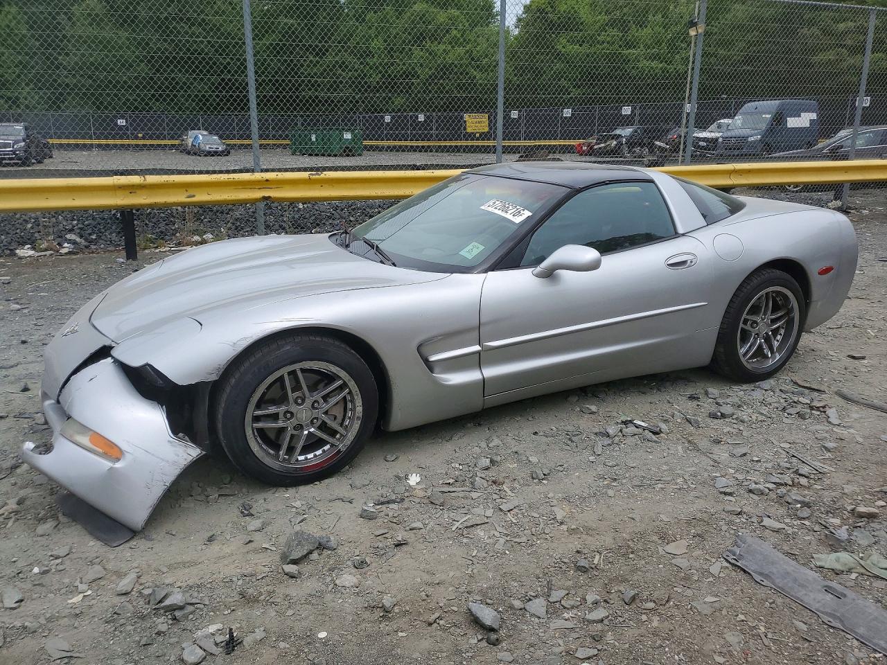2002 Chevrolet Corvette Silver vin: 1G1YY22G025117416