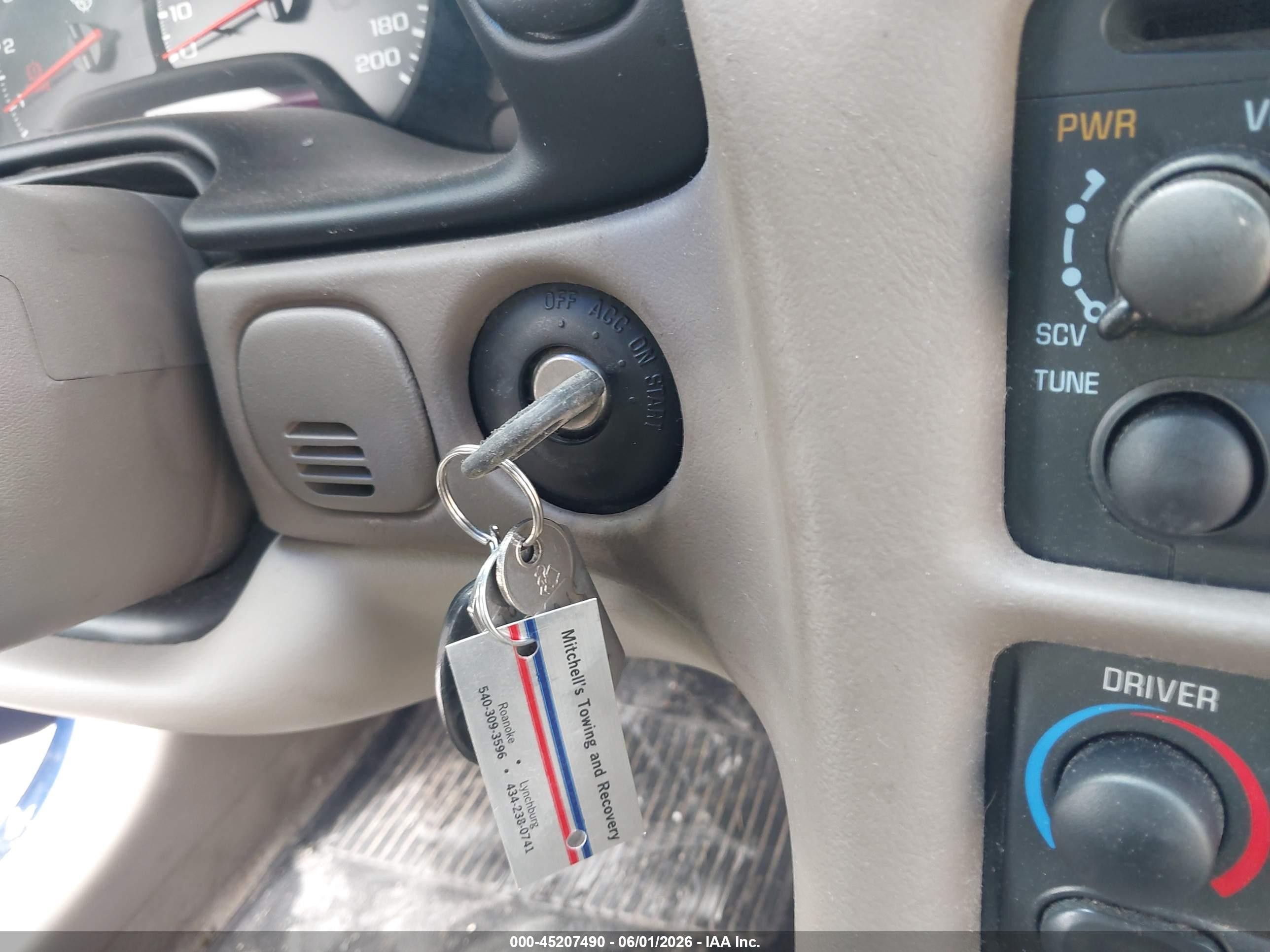 2004 Chevrolet Corvette   Blue vin: 1G1YY22G045103745