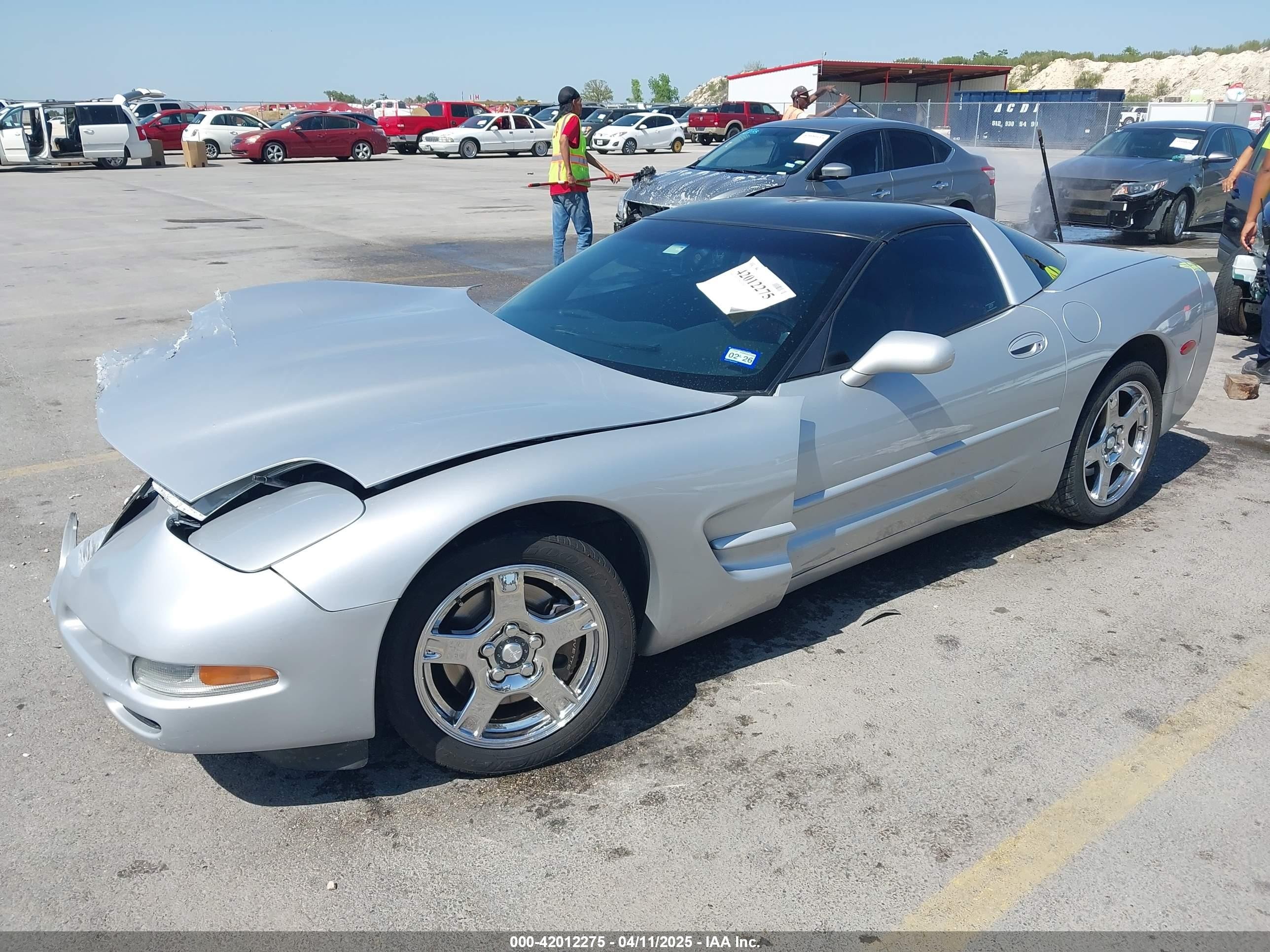 1997 Chevrolet Corvette   Серебряный vin: 1G1YY22G0V5104220