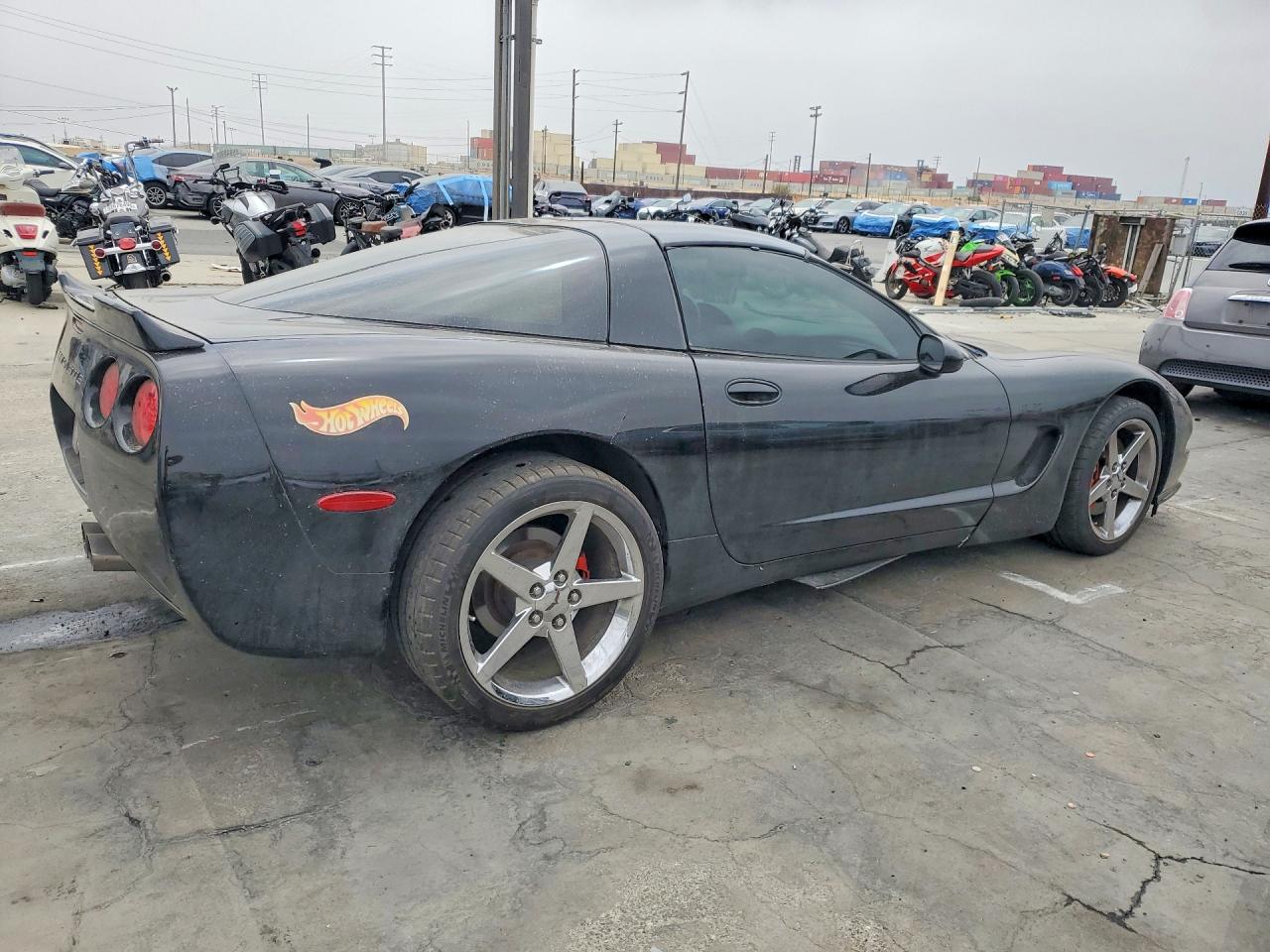 2000 Chevrolet Corvette Black vin: 1G1YY22G0Y5107669