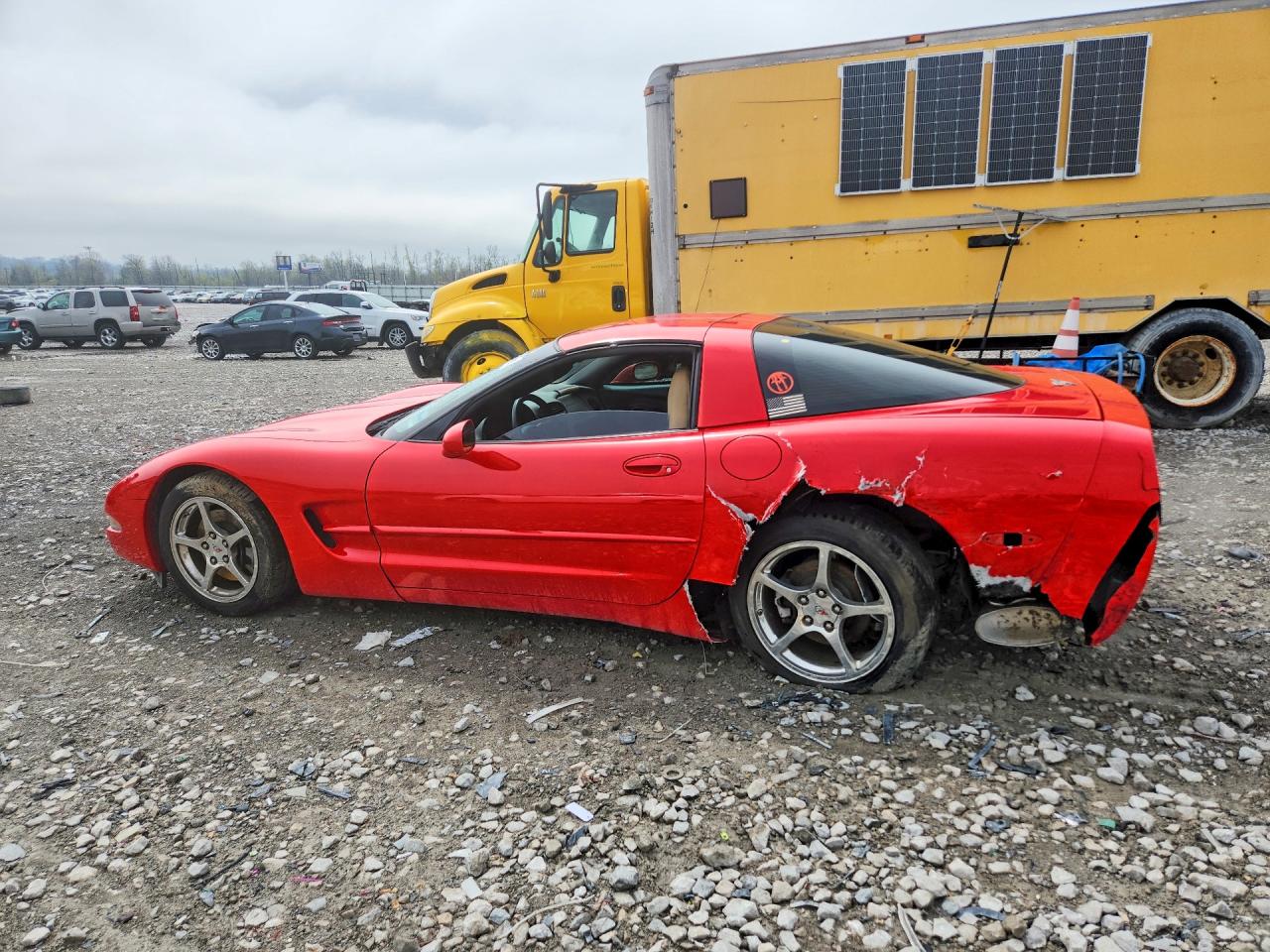 2003 Chevrolet Corvette Red vin: 1G1YY22G135100223