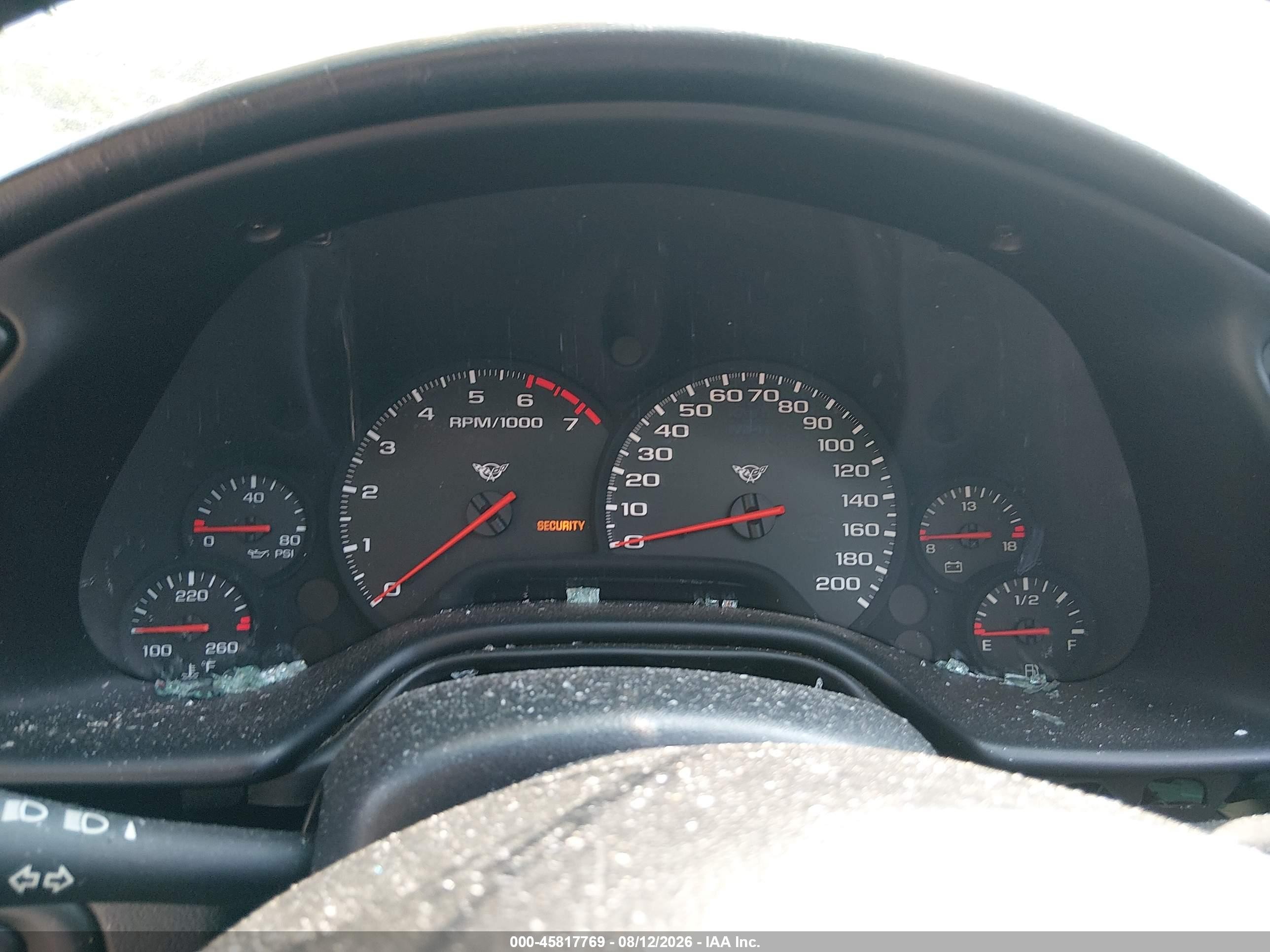 1998 Chevrolet Corvette   Серебряный vin: 1G1YY22G1W5106205