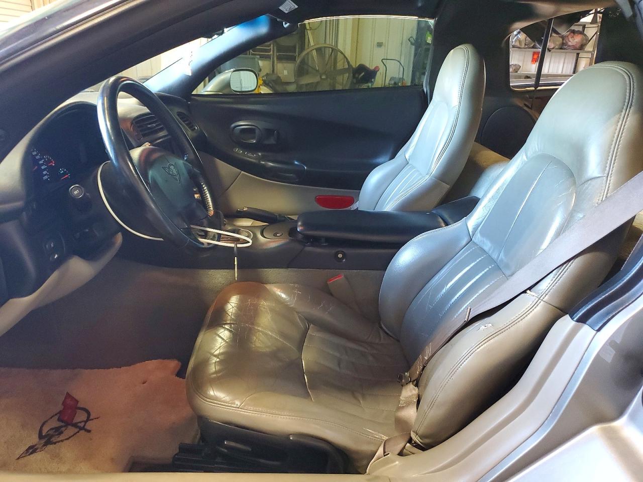 2000 Chevrolet Corvette Silver vin: 1G1YY22G1Y5111312