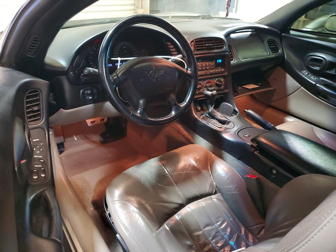 2000 Chevrolet Corvette Silver vin: 1G1YY22G1Y5111312