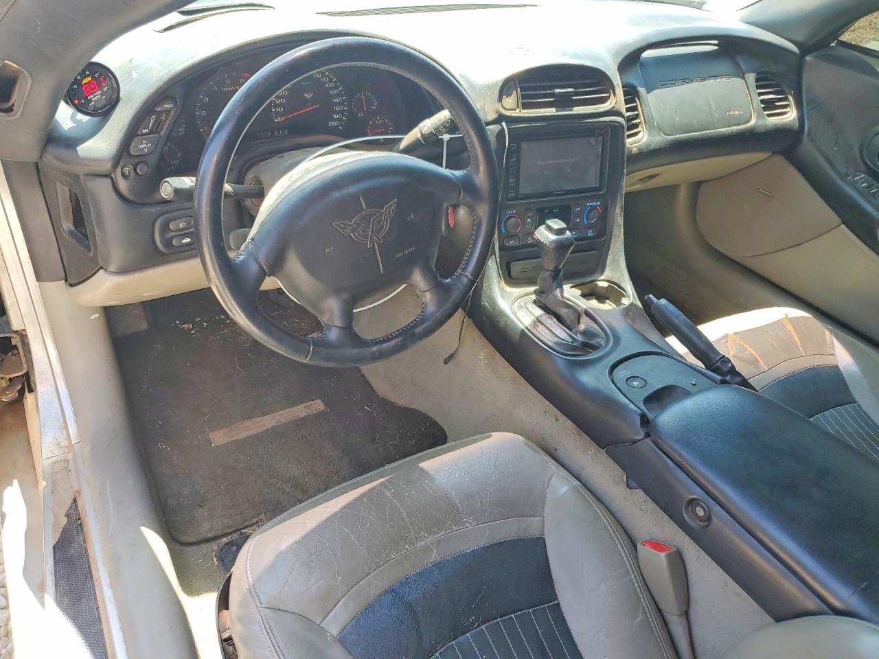 2004 Chevrolet Corvette Silver vin: 1G1YY22G245111894