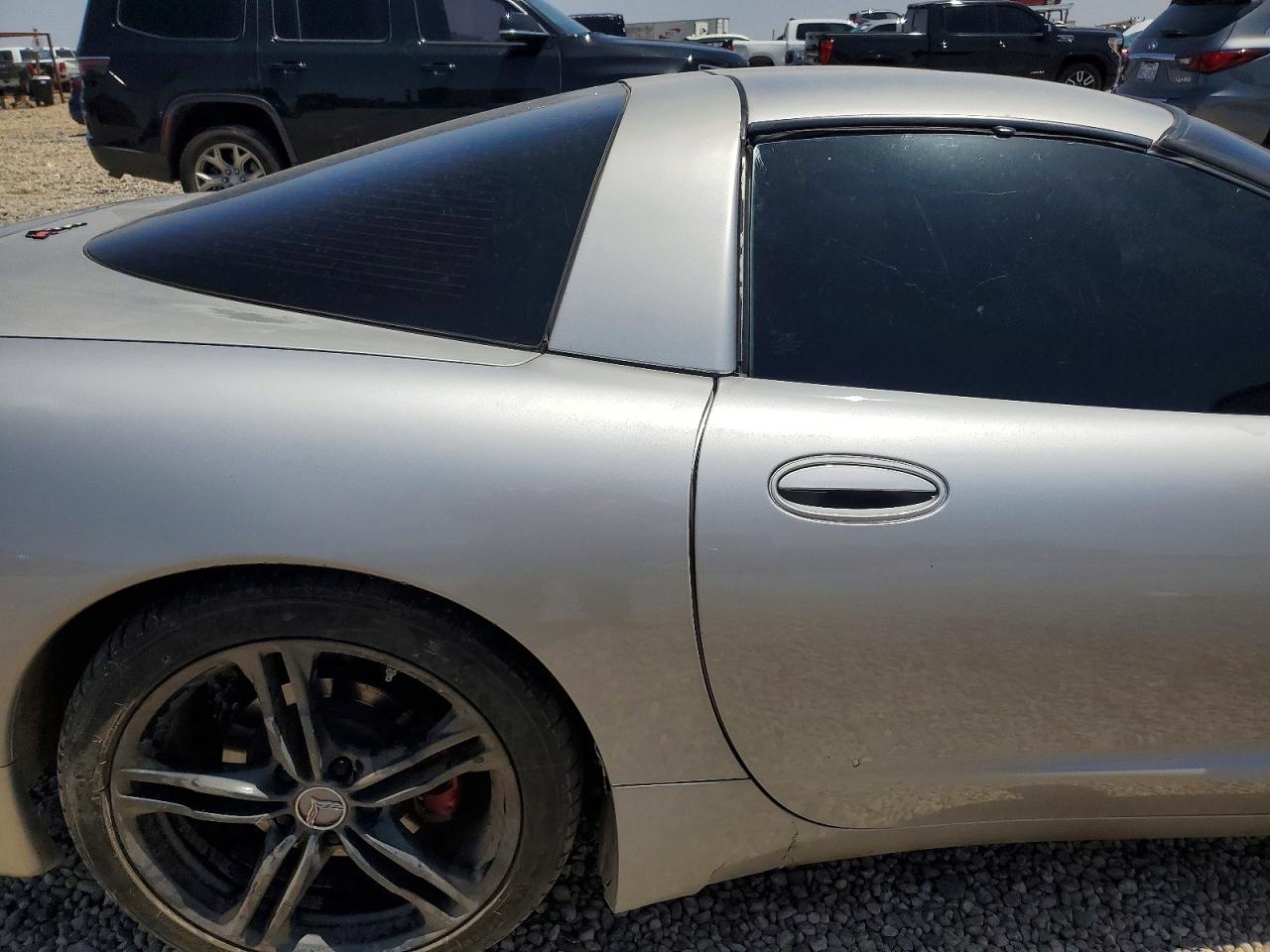 2004 Chevrolet Corvette Silver vin: 1G1YY22G245111894