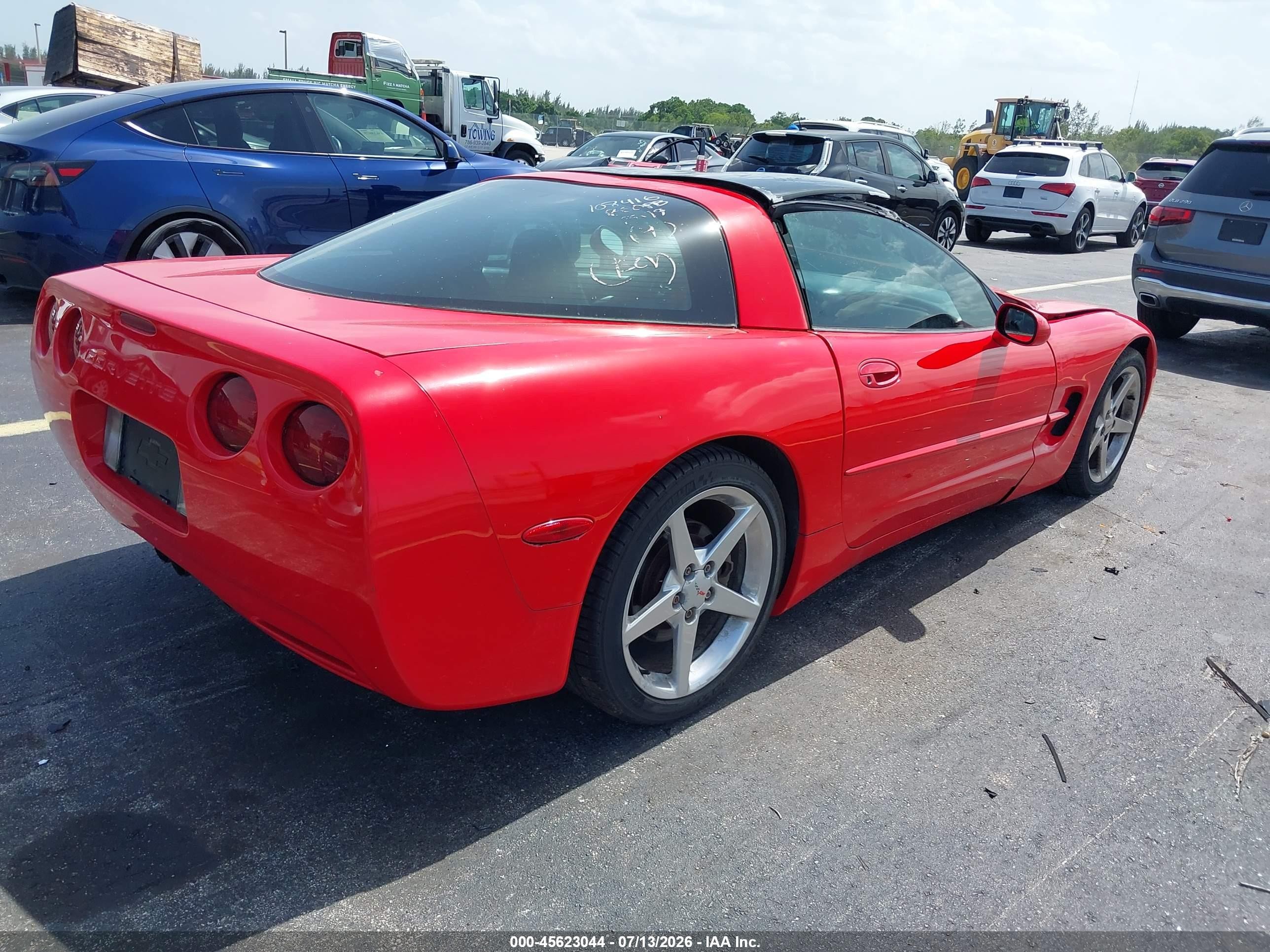 1998 Chevrolet Corvette   Красный vin: 1G1YY22G2W5108416